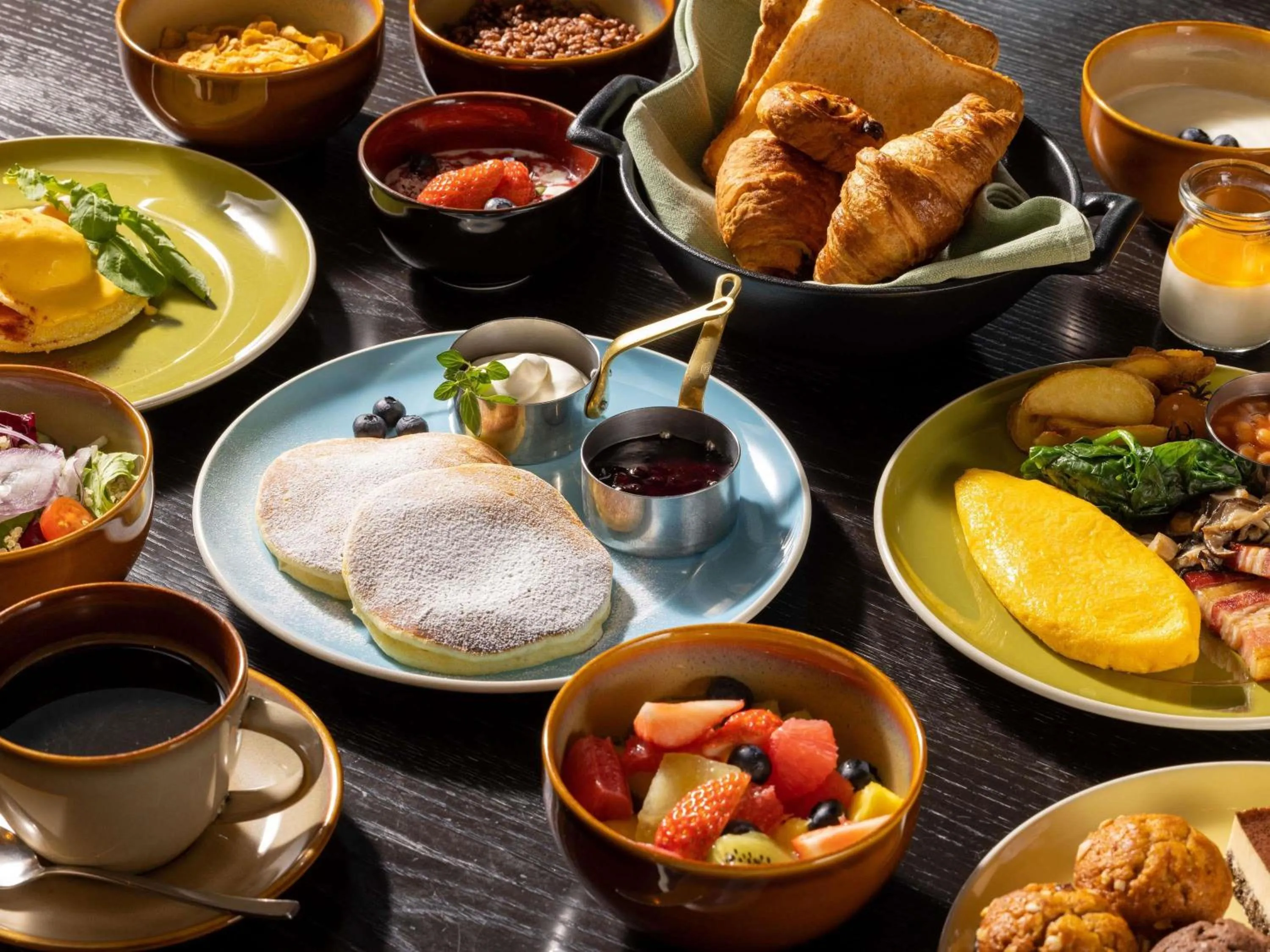 Breakfast in Pullman Tokyo Tamachi