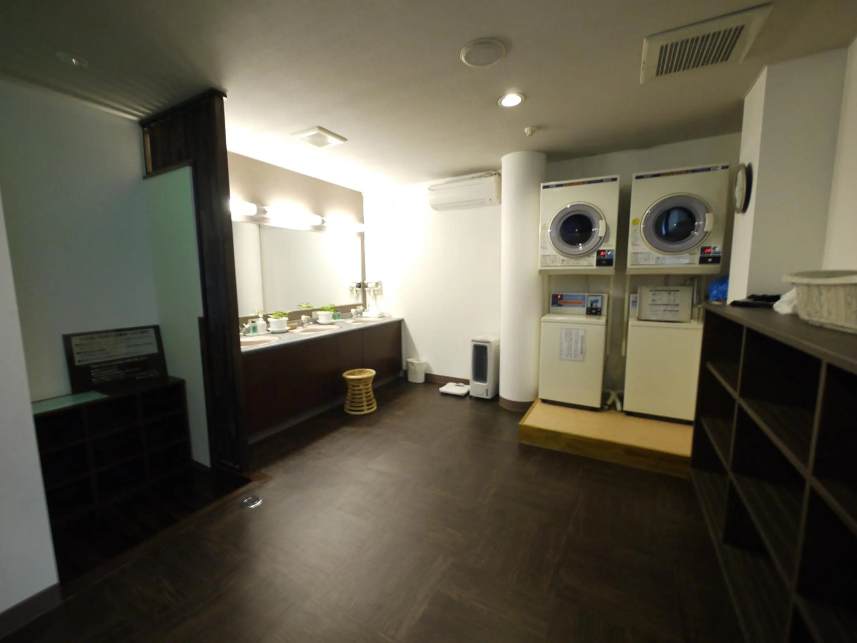 Public Bath in Hotel Route-Inn Kakamigahara