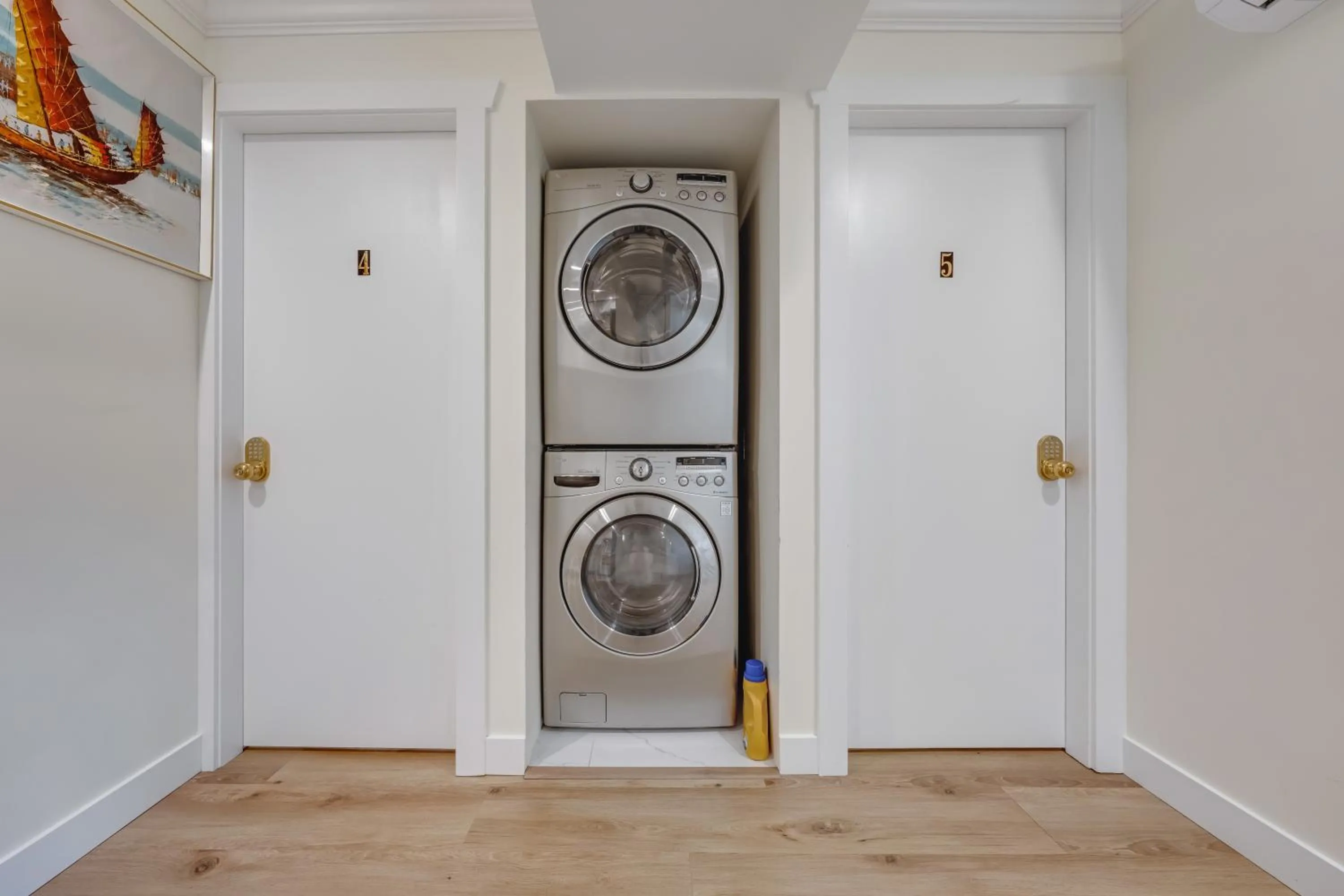 Quite House near the Vancouver Airport