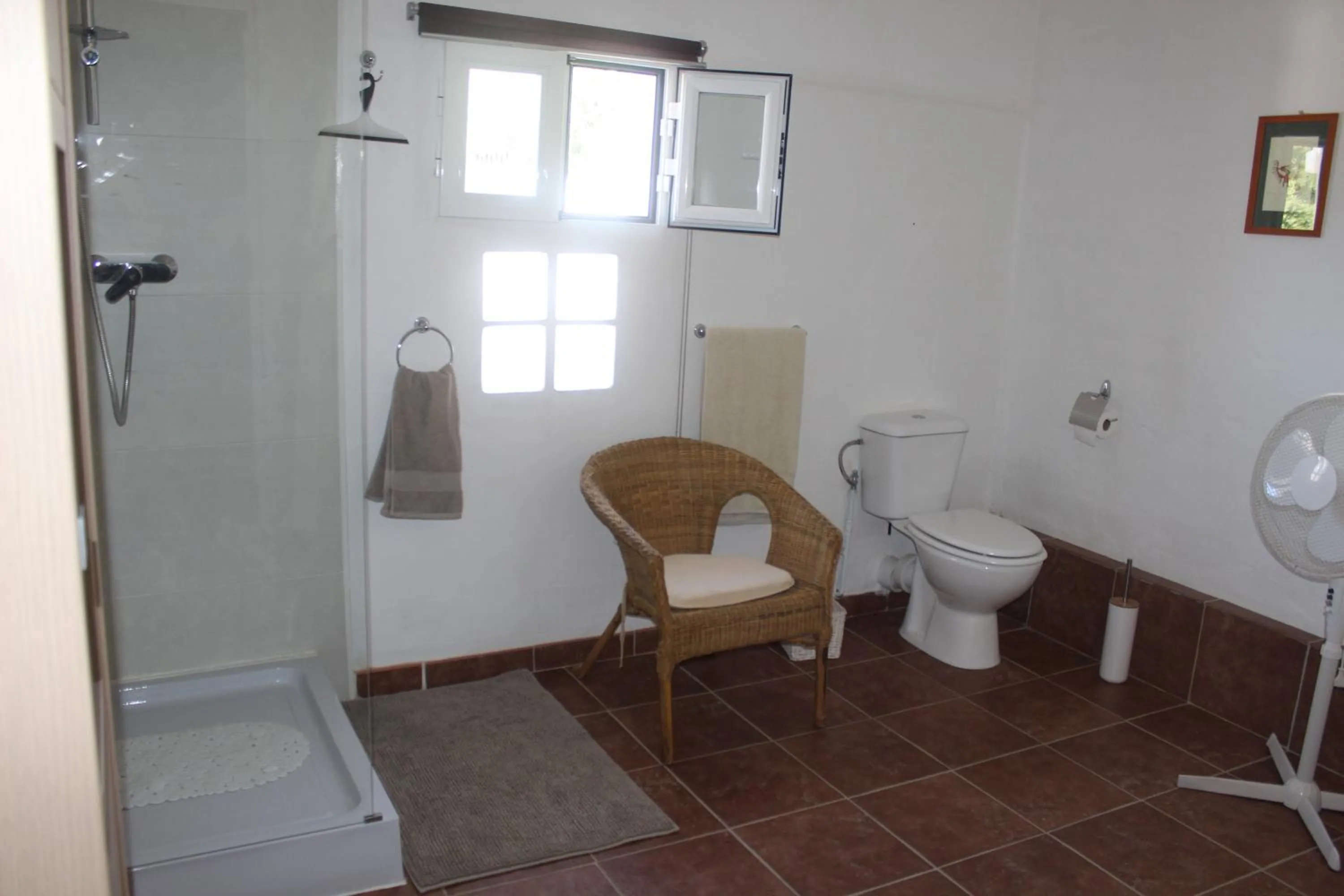 Comfort Twin Room with Shower in Casa La Nuez
