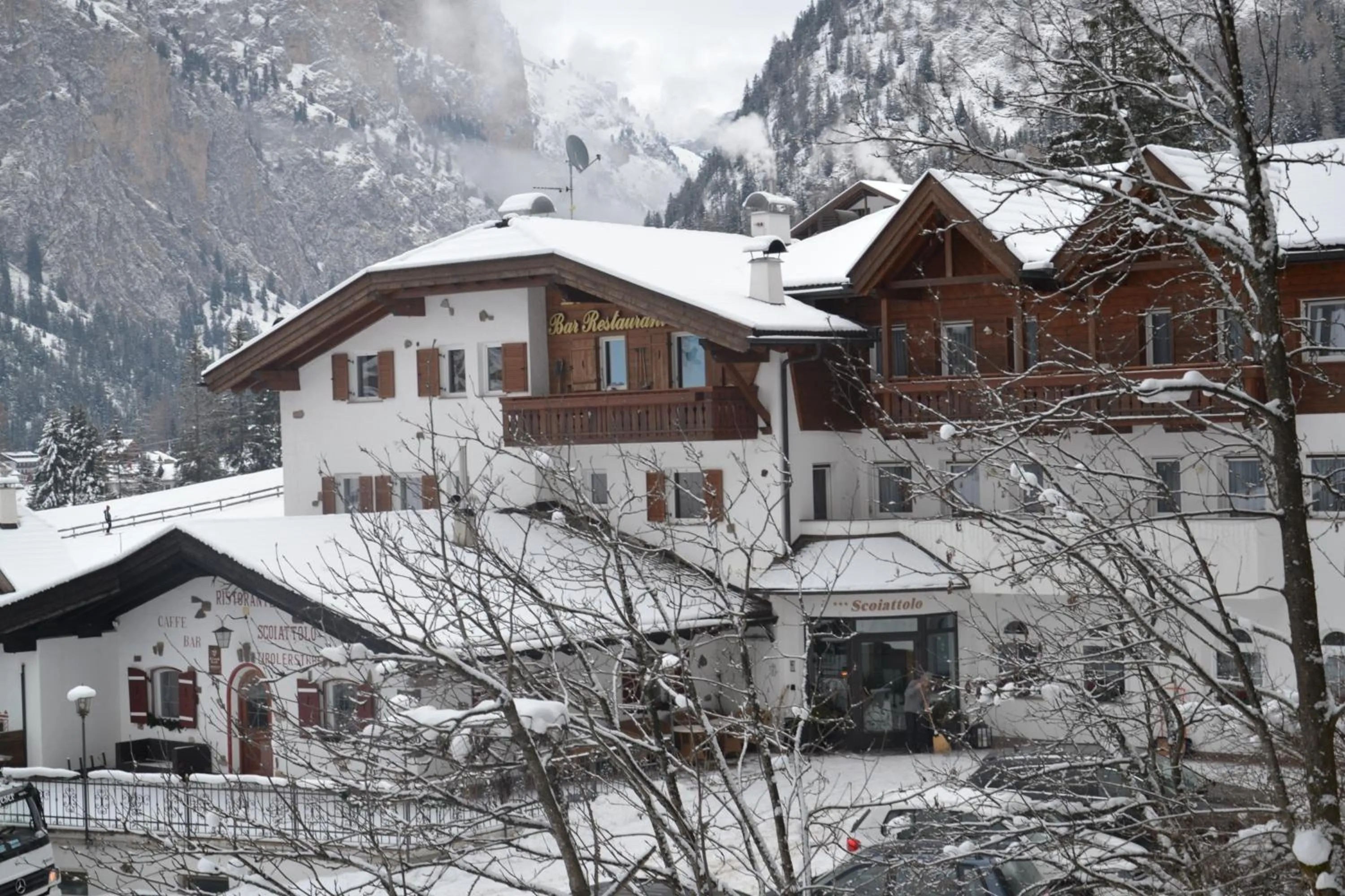 Facade/entrance in Hotel Scoiattolo