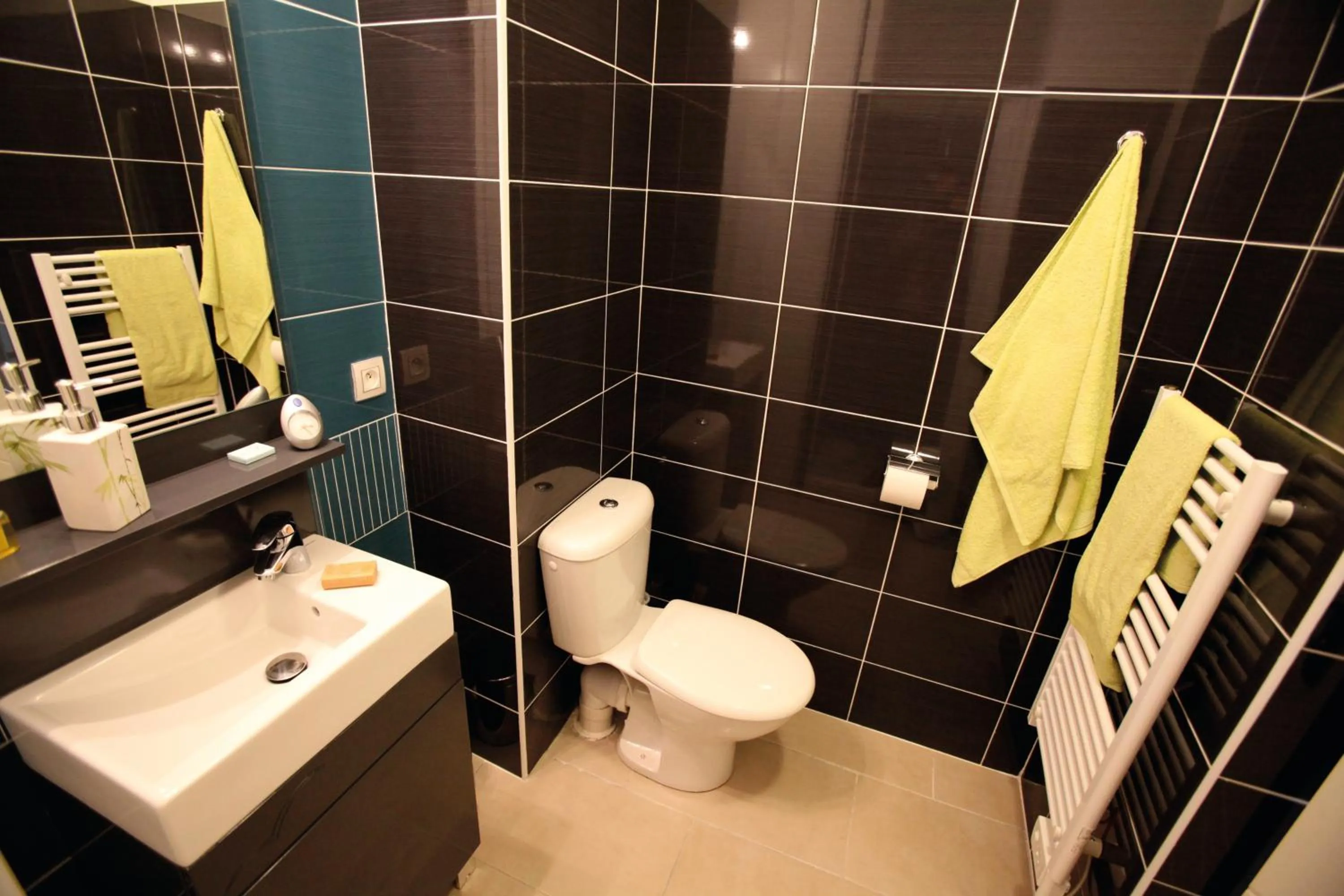 Shower in Résidence Les Portes d'Espagne