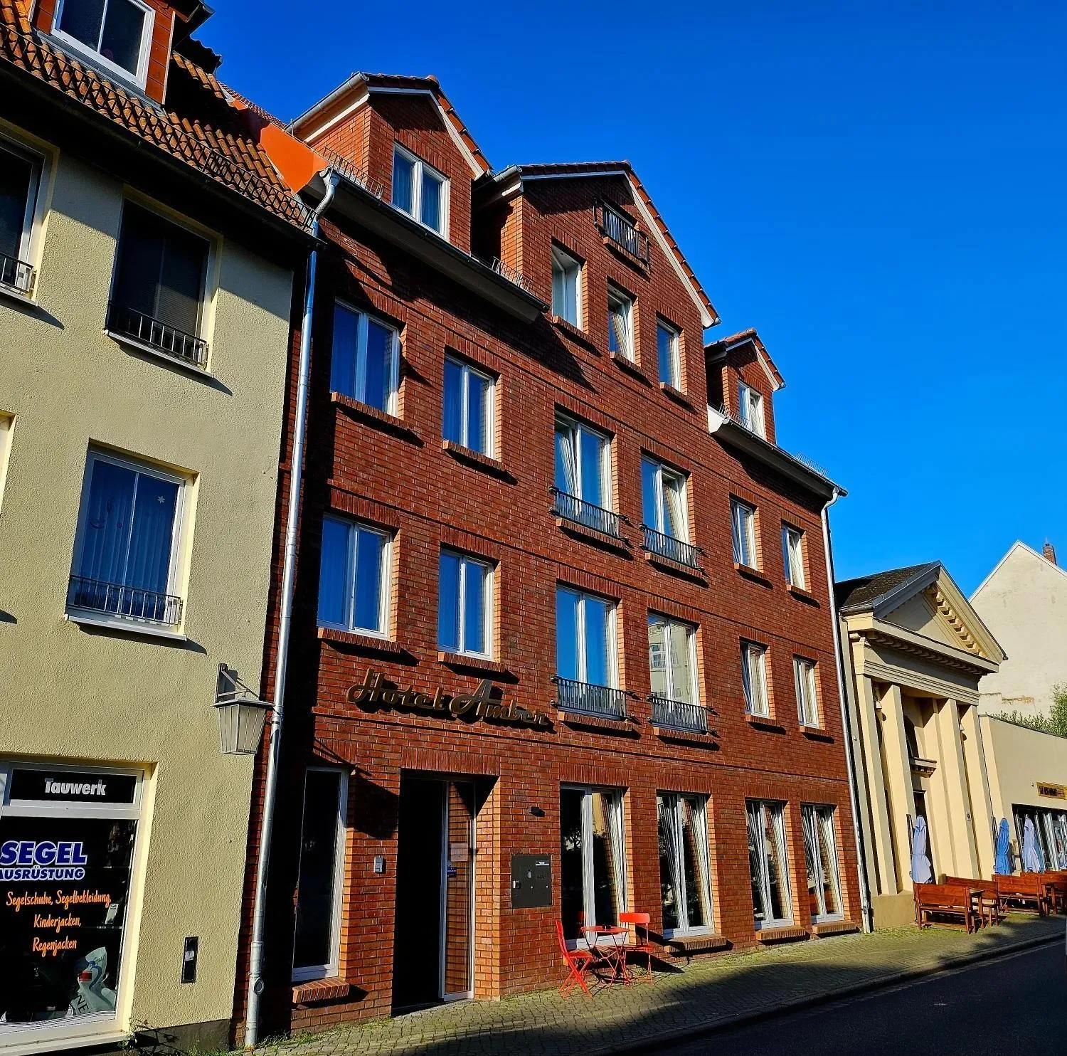 Property building in Hotel Amber Altstadt