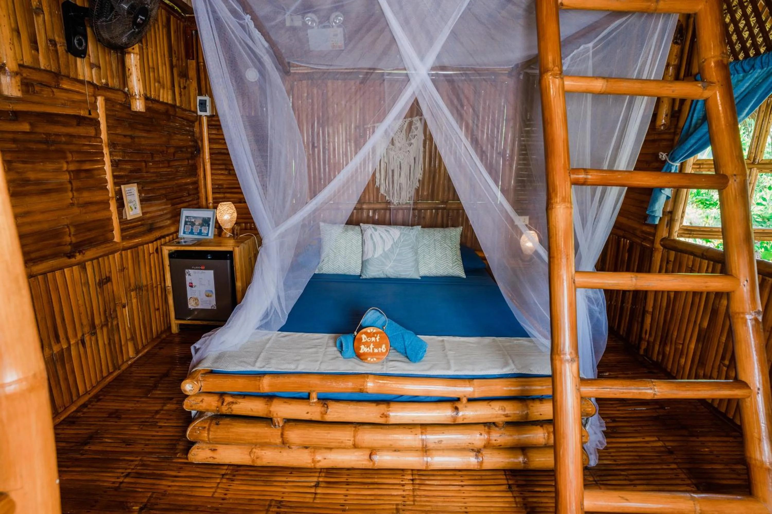 Bed in Tongo Hill Cottages