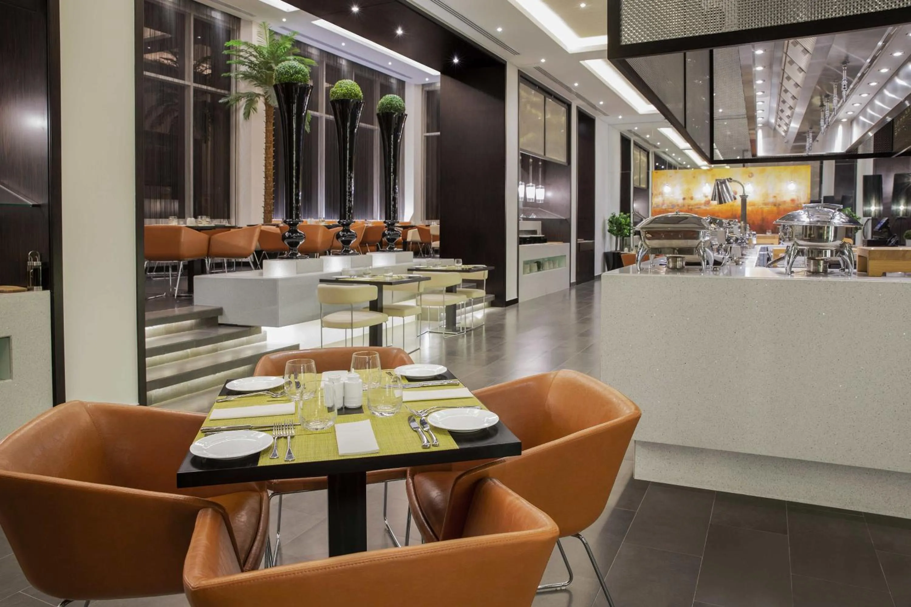 Restaurant/places to eat in Centro Olaya by Rotana
