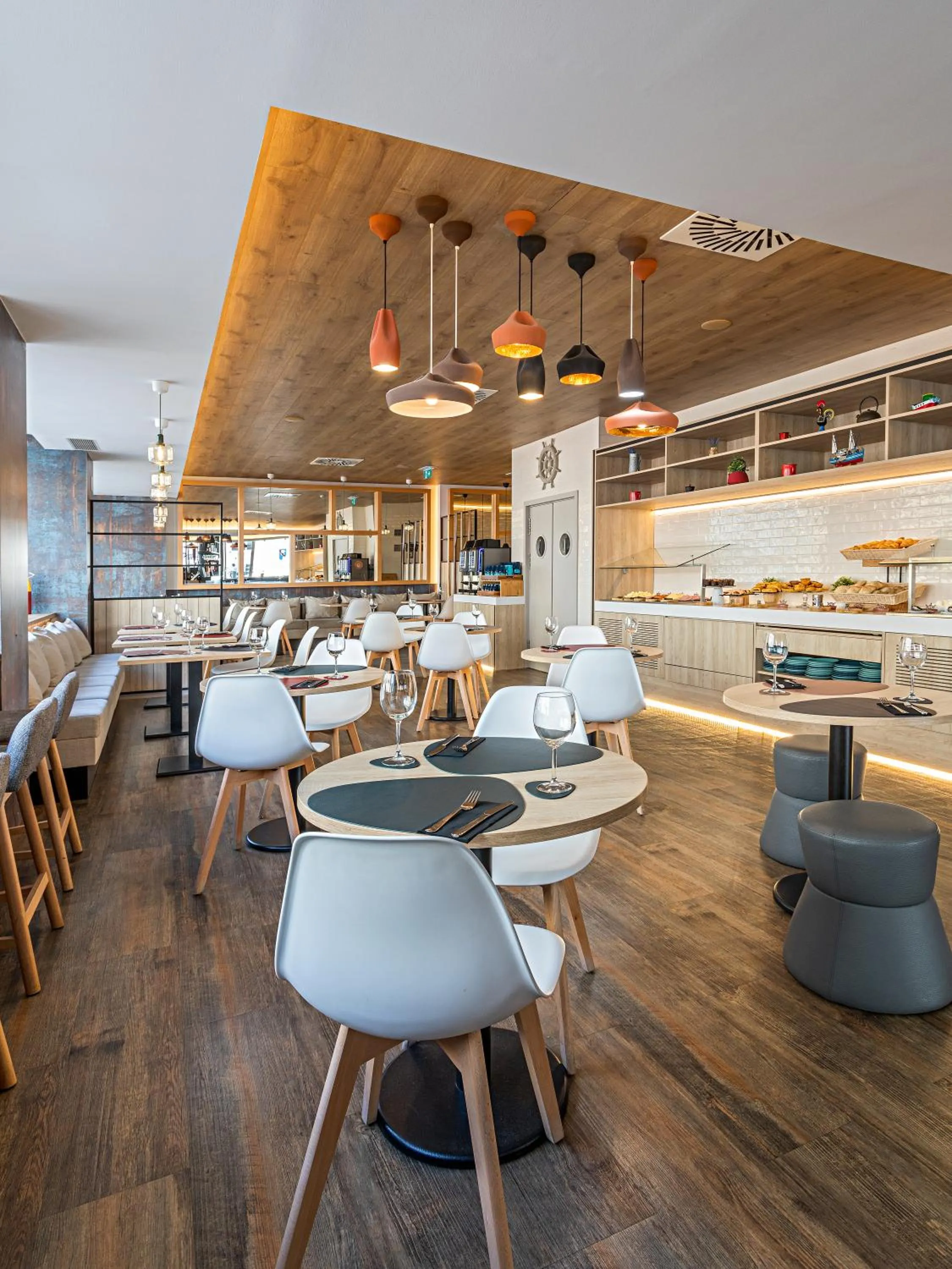 Restaurant/places to eat in Ibis Styles Lisboa Centro Liberdade NE