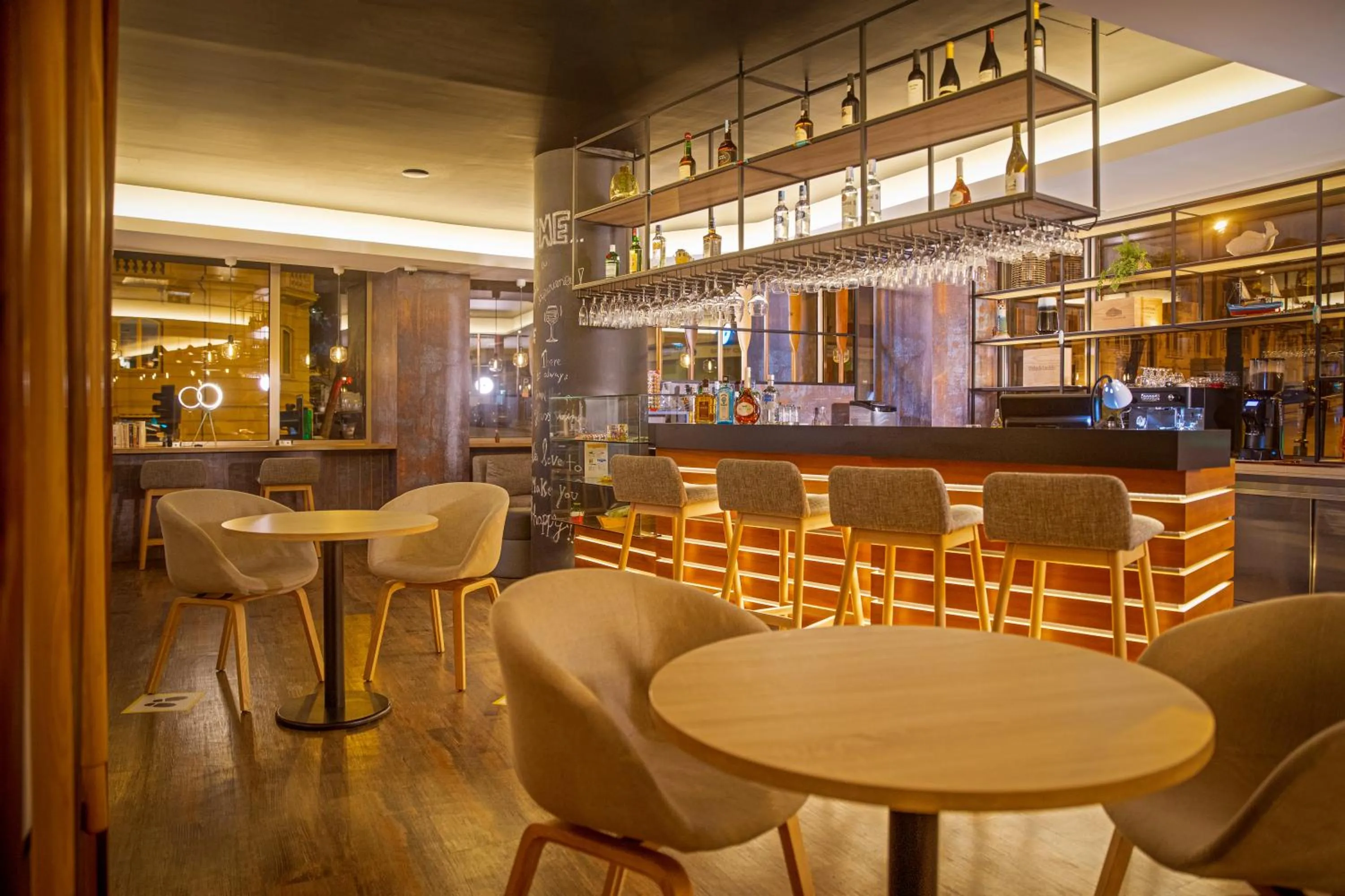 Lounge or bar in Ibis Styles Lisboa Centro Liberdade NE