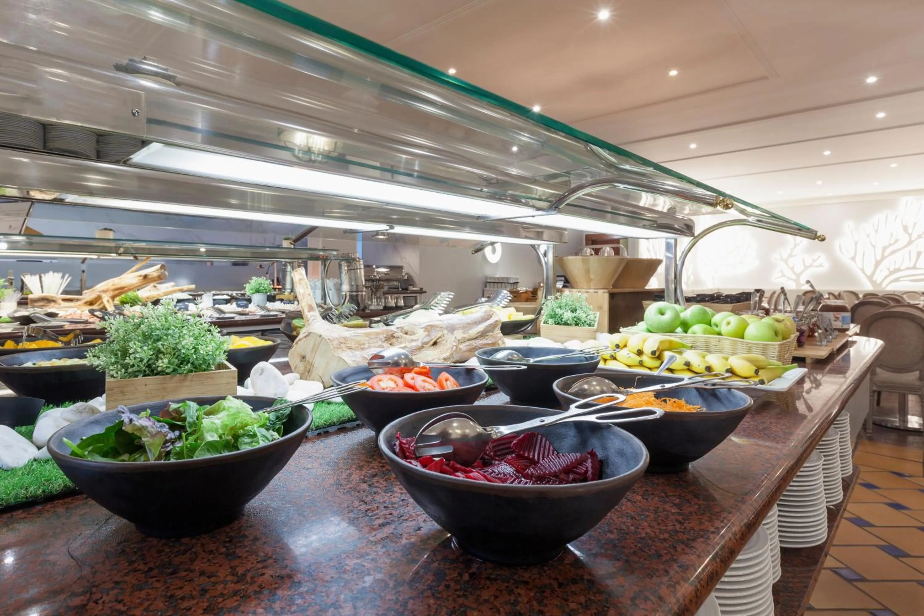 Restaurant/places to eat in Praia D'El Rey Marriott Golf & Beach Resort