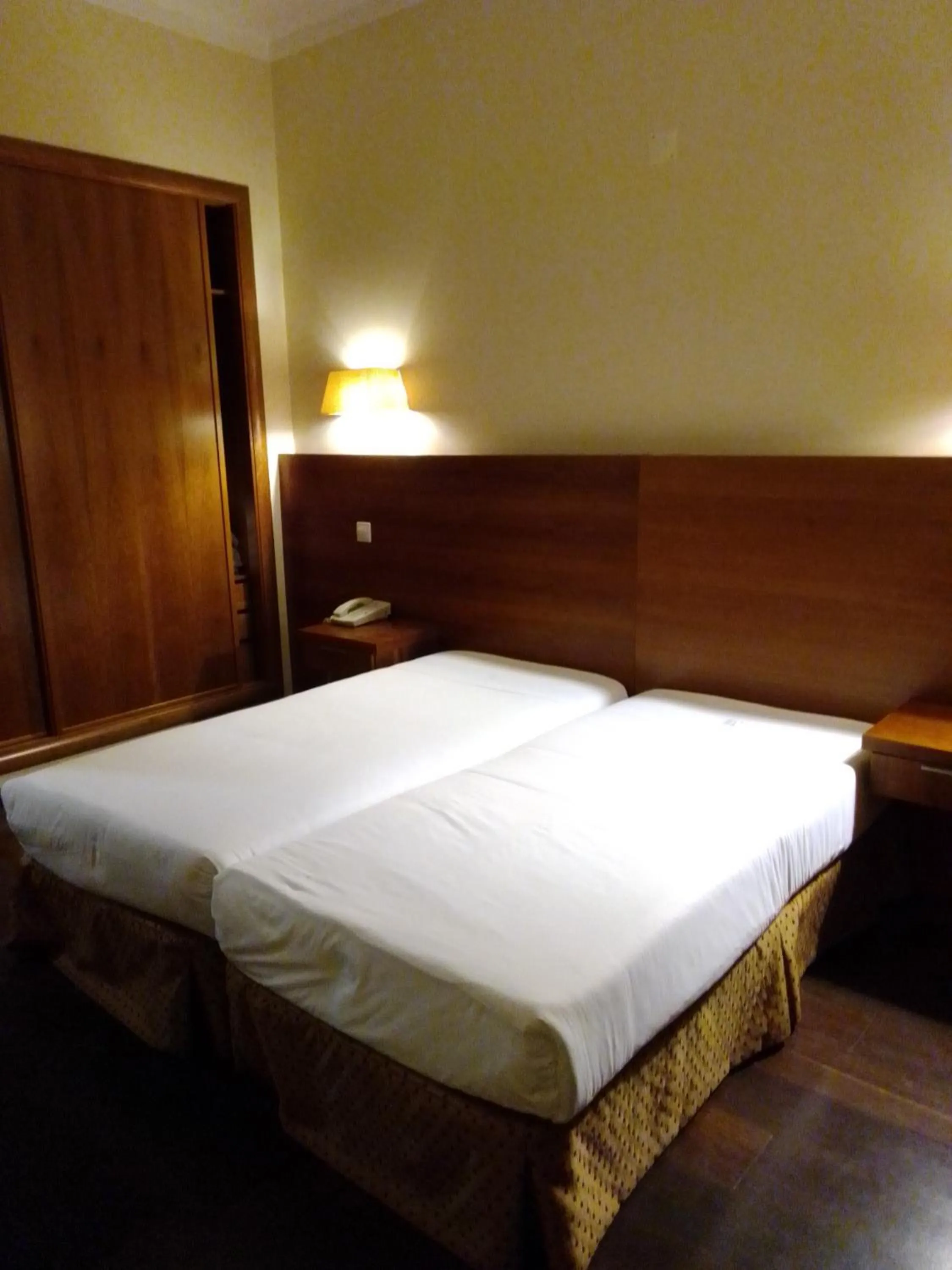 Bedroom, Bed in Hotel Acez