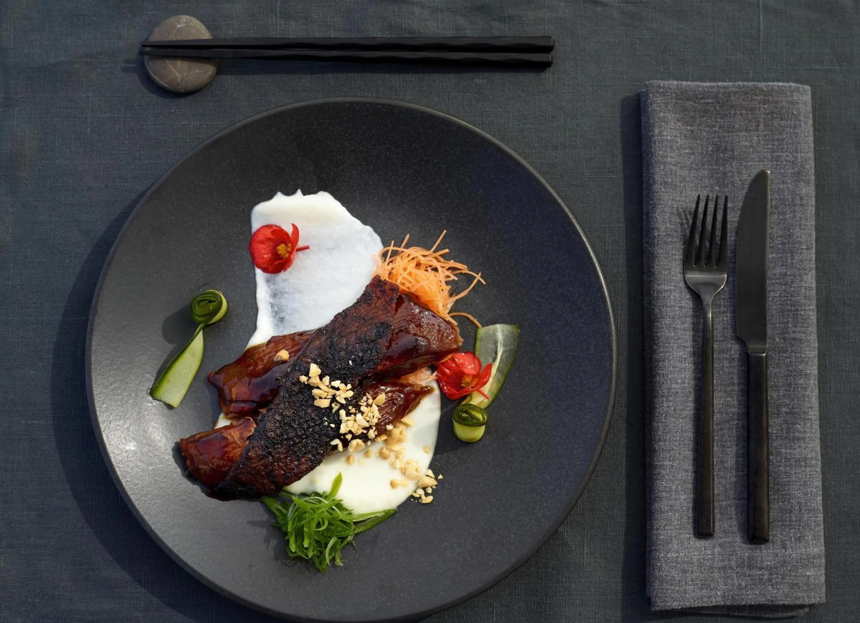 Restaurant/places to eat in Ikos Aria