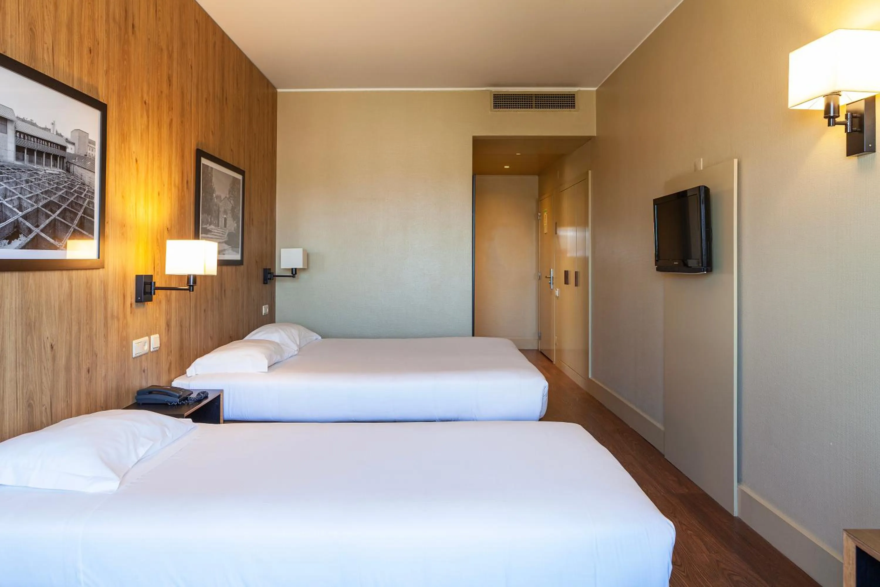 Bedroom, Bed in Hotel Fundador