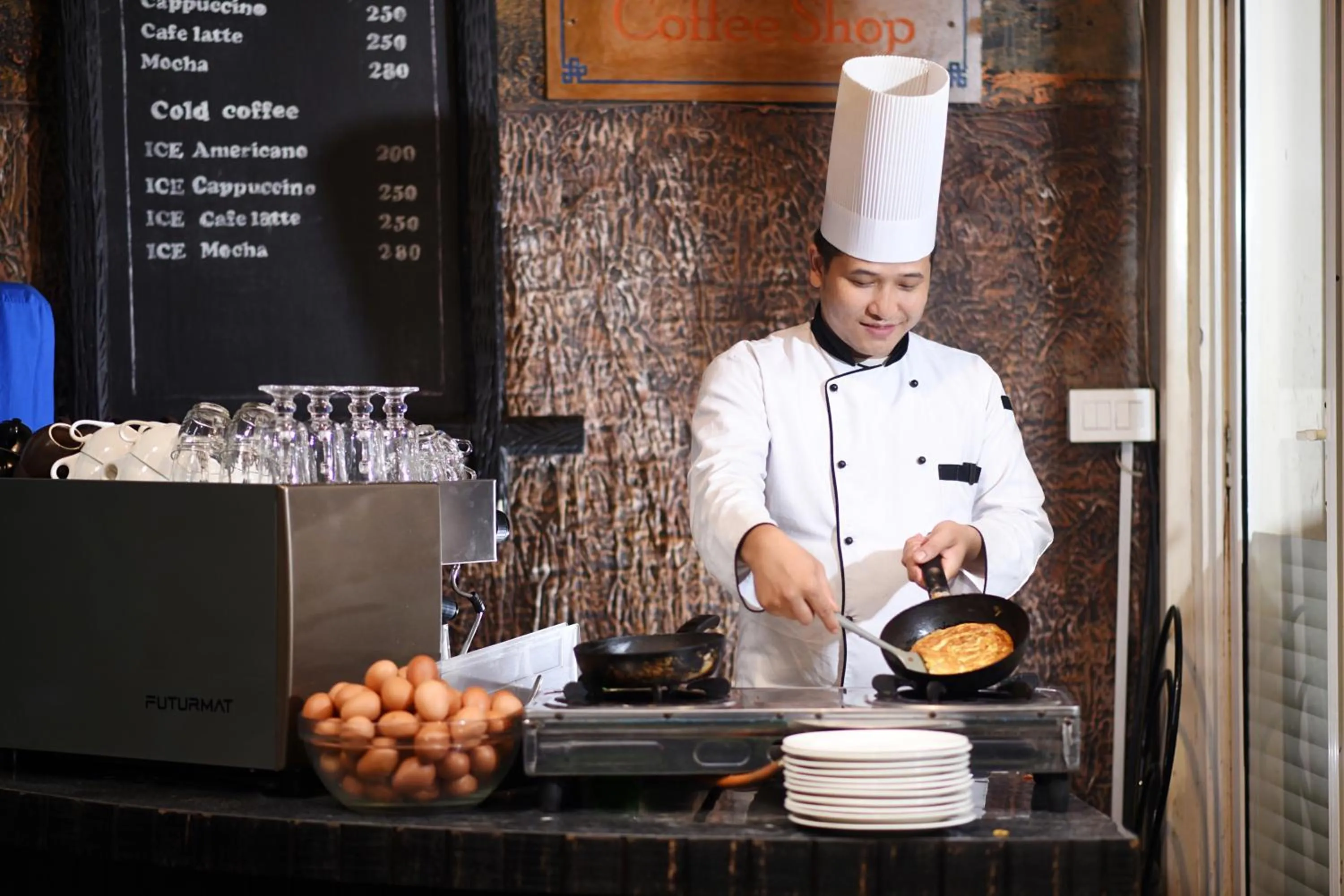 Buffet breakfast in Hotel Jampa