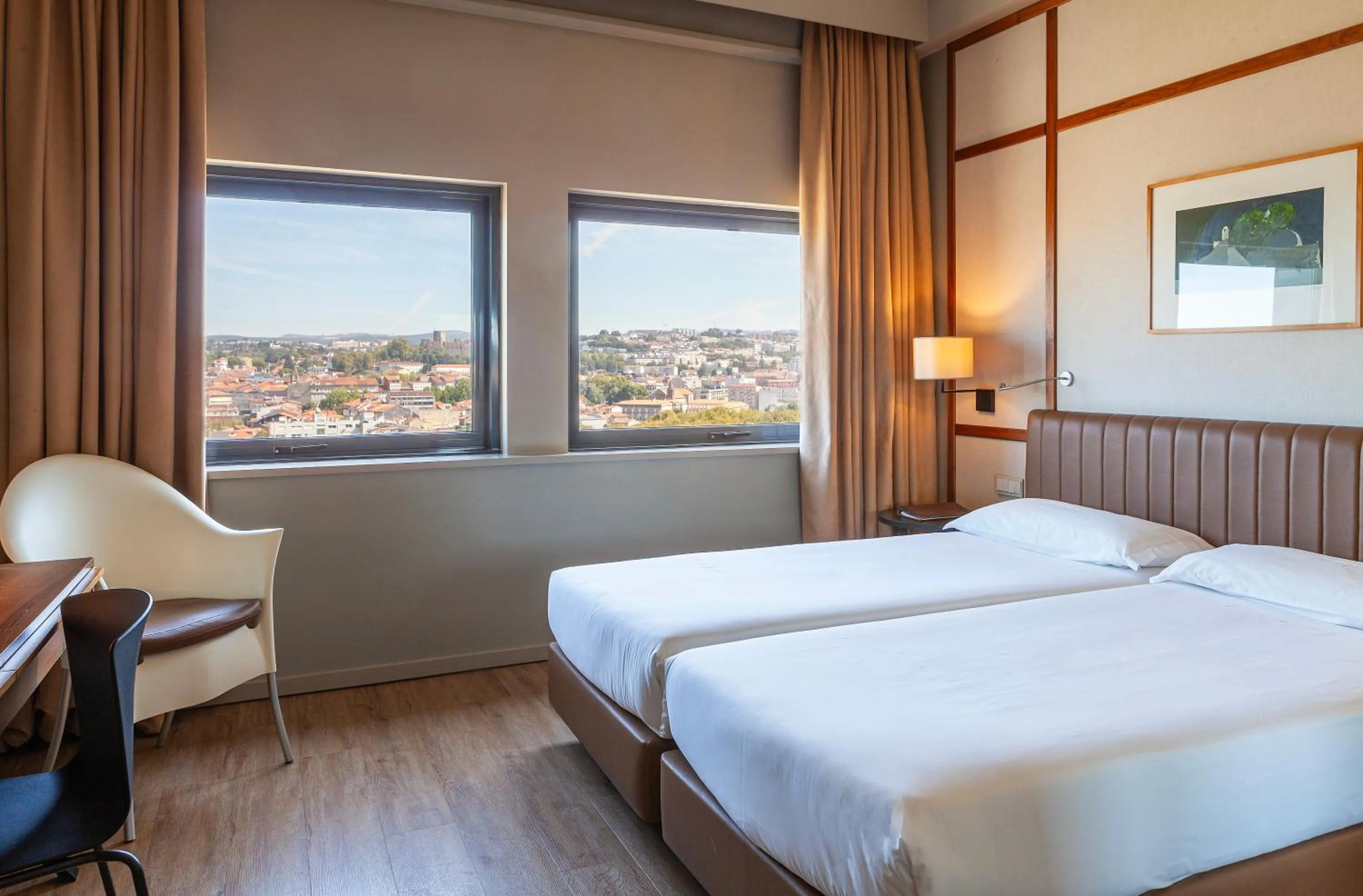 Bed in Hotel de Guimaraes Business & SPA