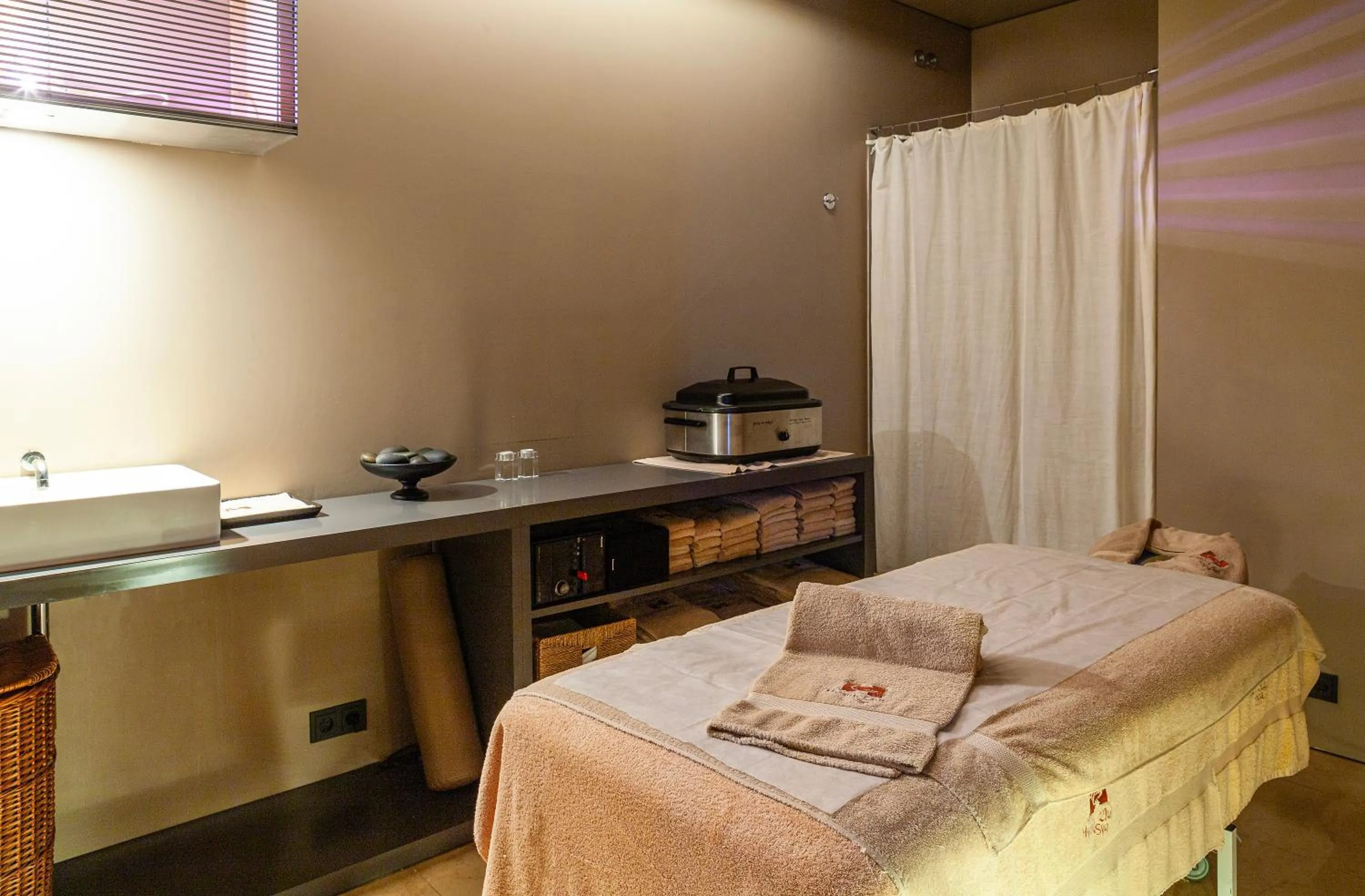 Bed in Hotel de Guimaraes Business & SPA