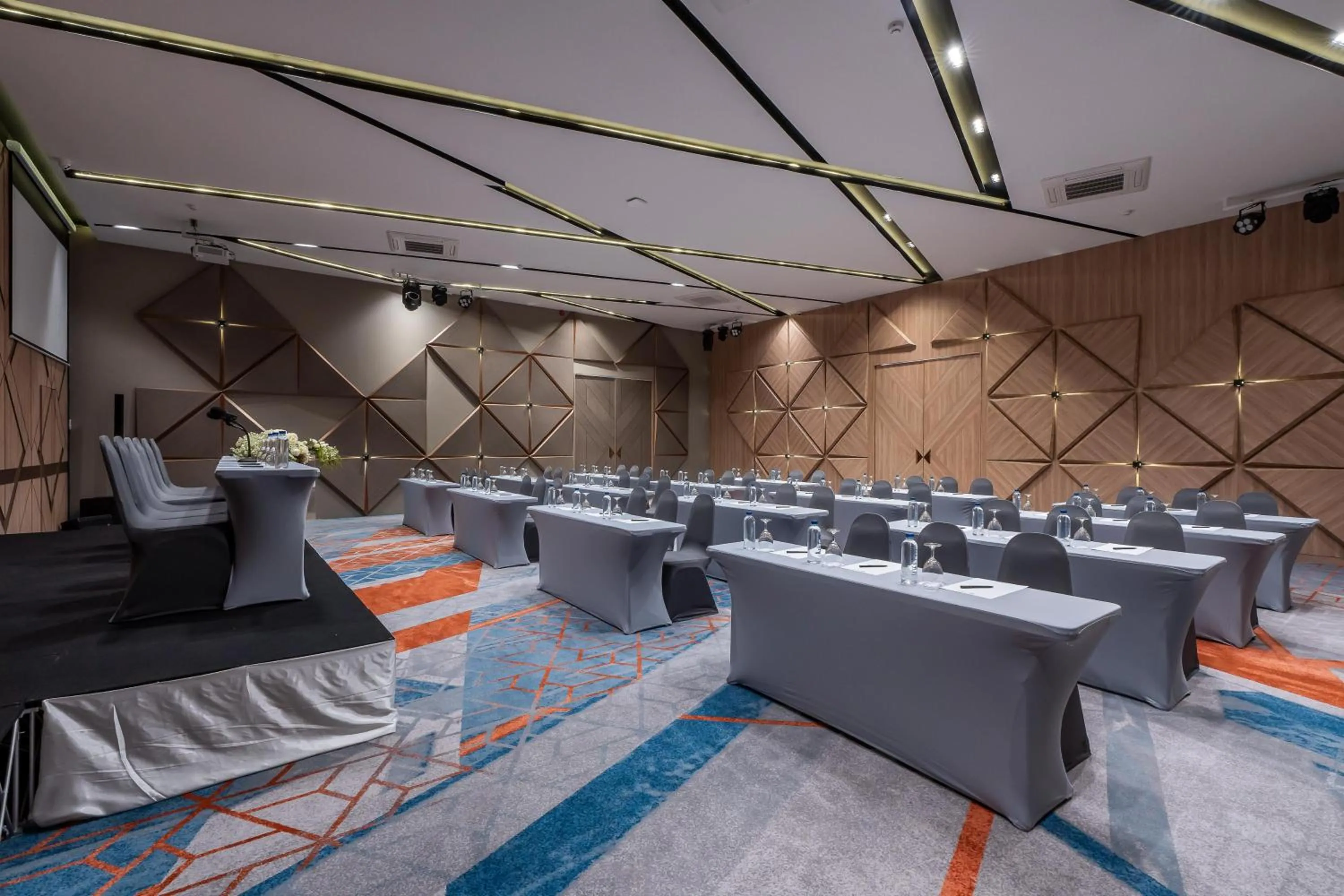 Meeting/conference room in Zayn Hotel Bangkok - Airport Link Access