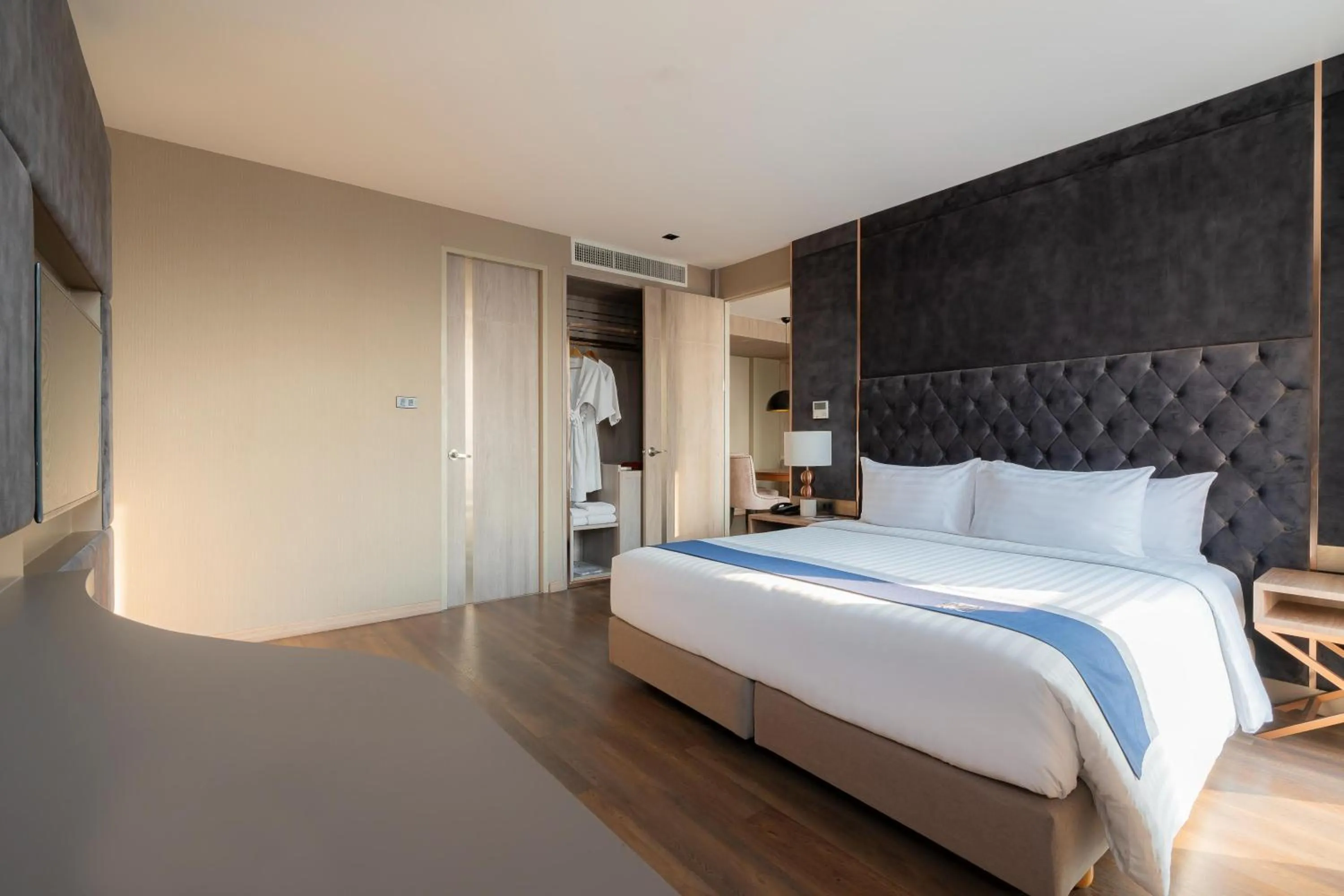 Bed in Zayn Hotel Bangkok - Airport Link Access