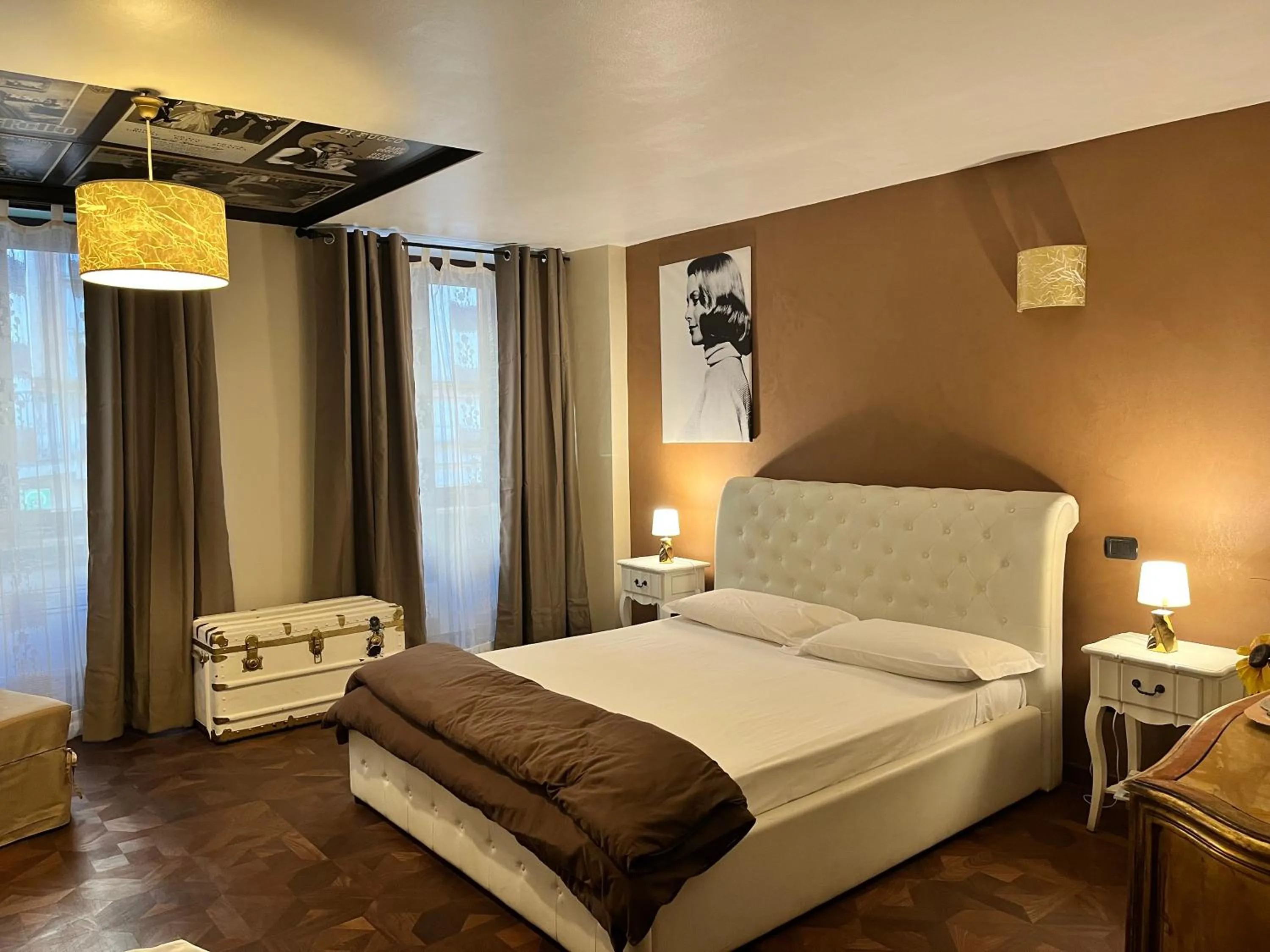 Bedroom, Bed in Torino Chic