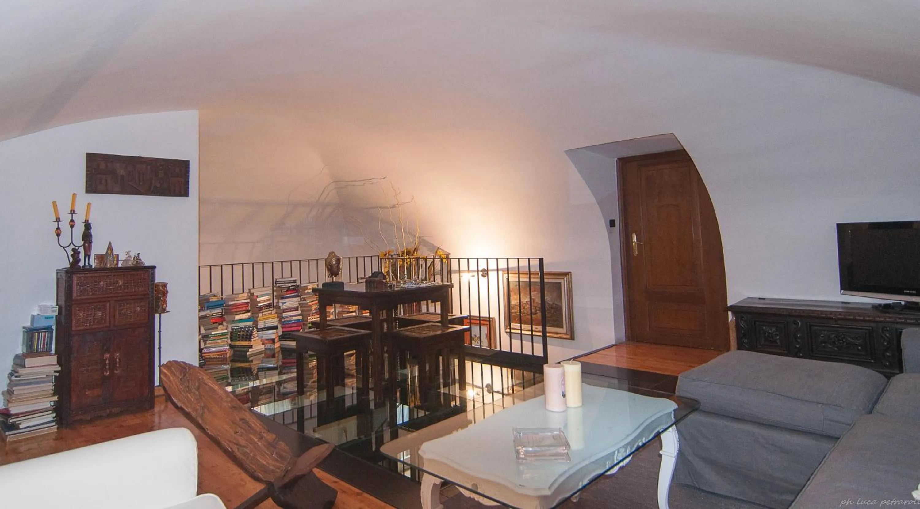 Seating area in Torino Chic