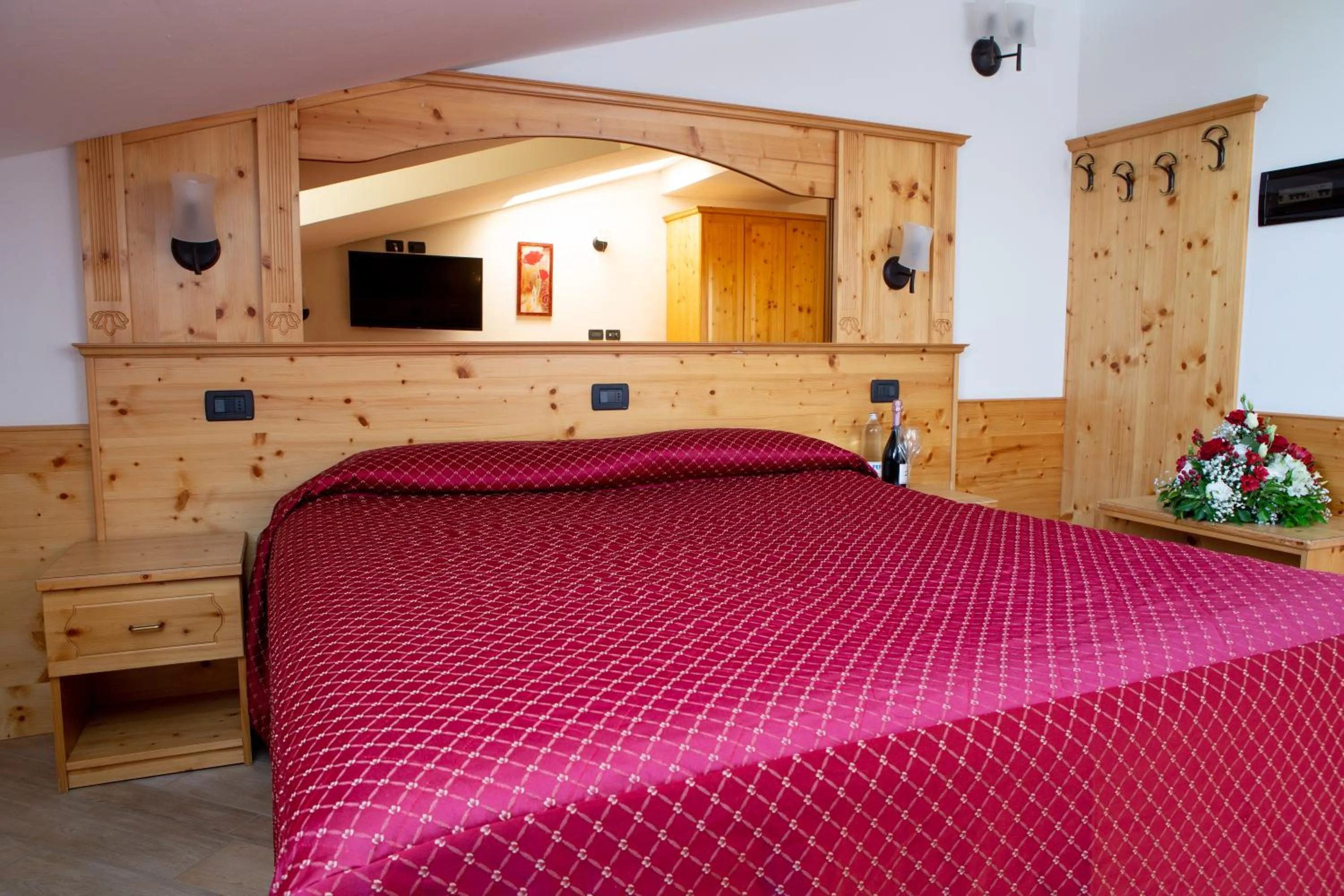 Bedroom in Hotel Ristorante Alla Nave