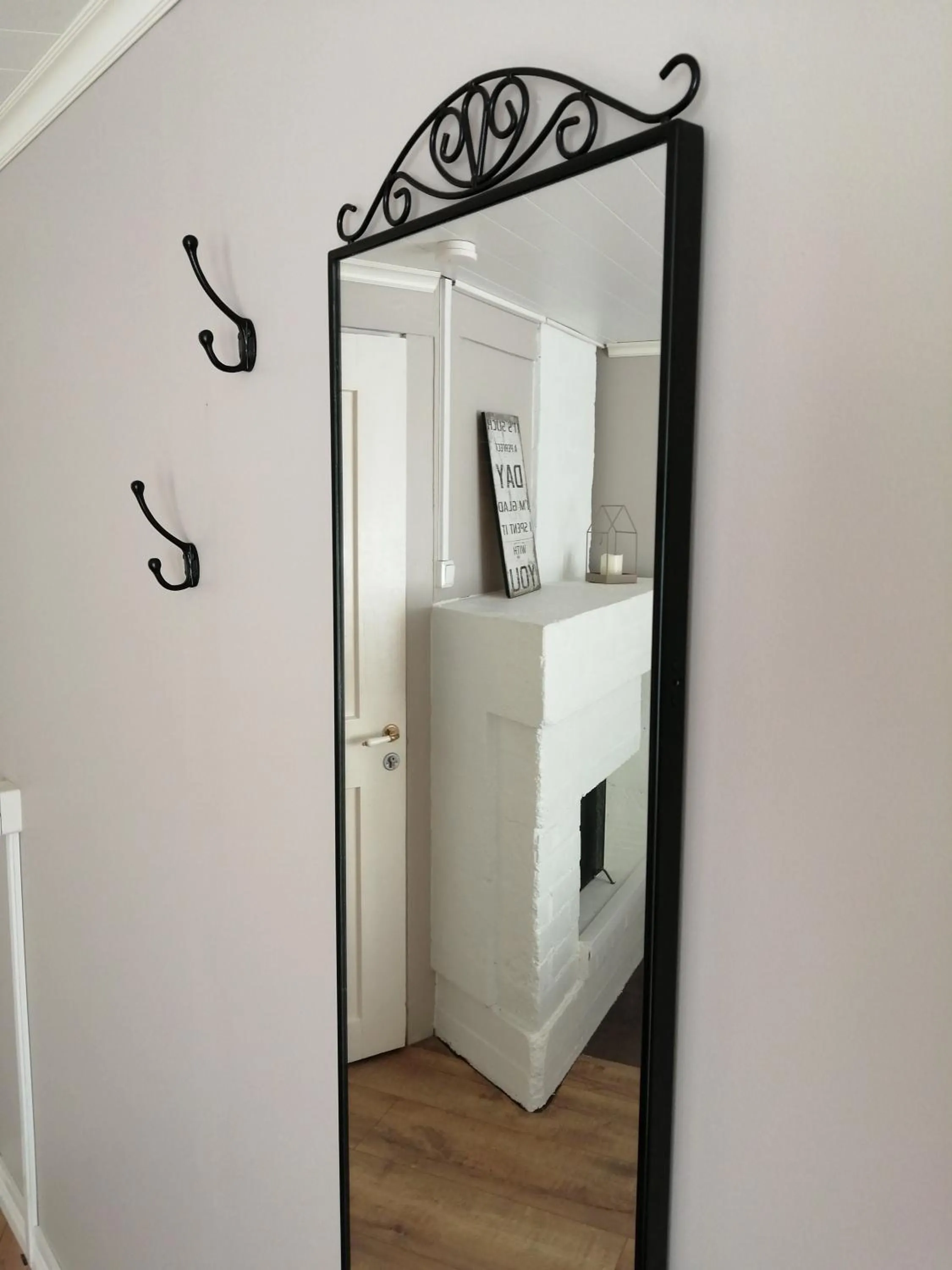 wardrobe in Old Town B&B Ida-Maria