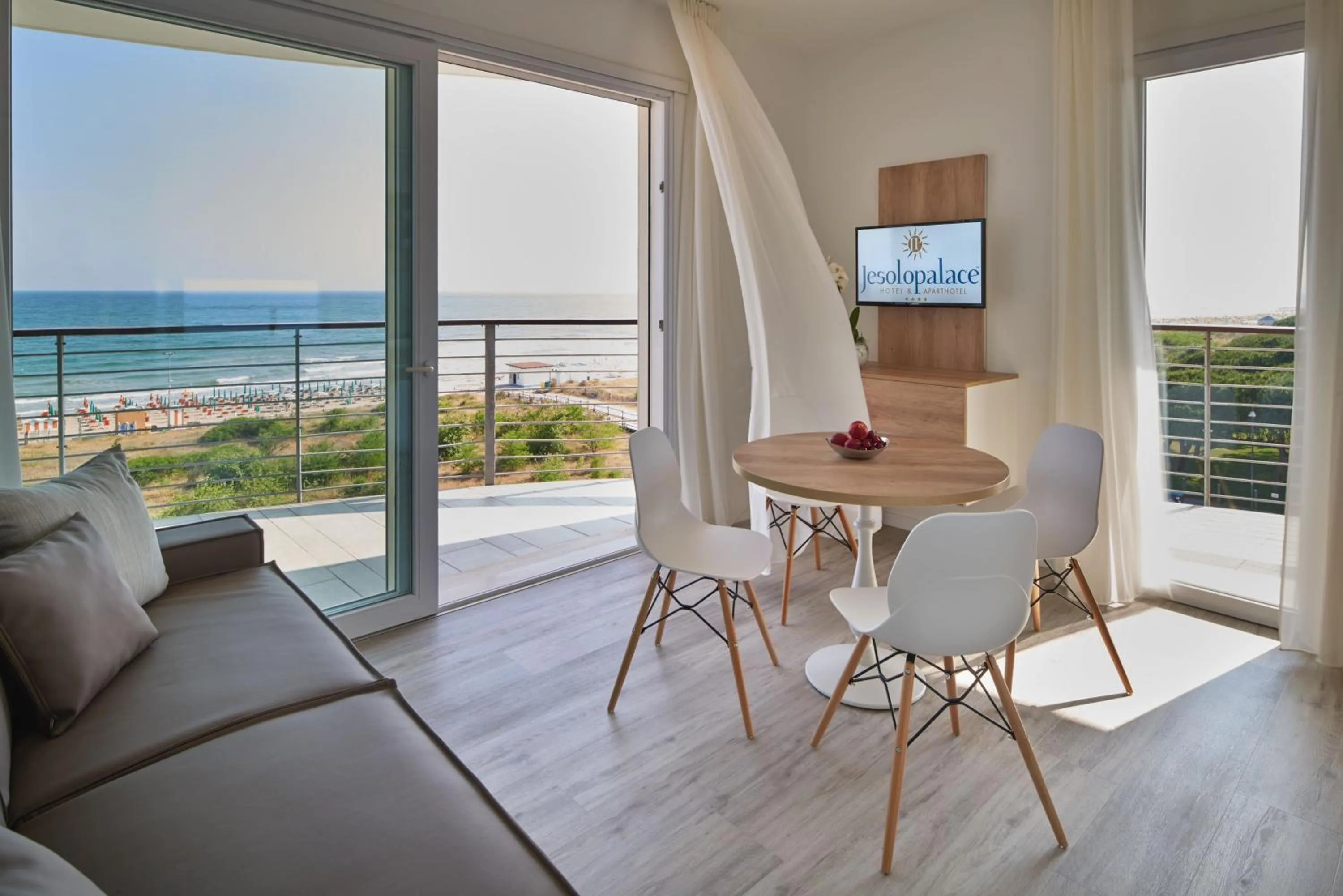 Balcony/Terrace in Jesolopalace Hotel & Aparthotel