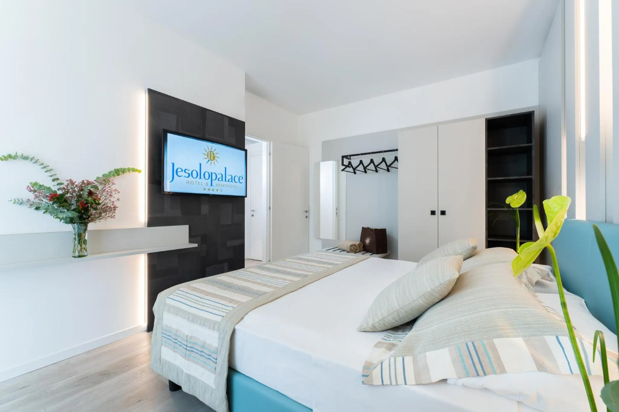 Bed in Jesolopalace Hotel & Aparthotel