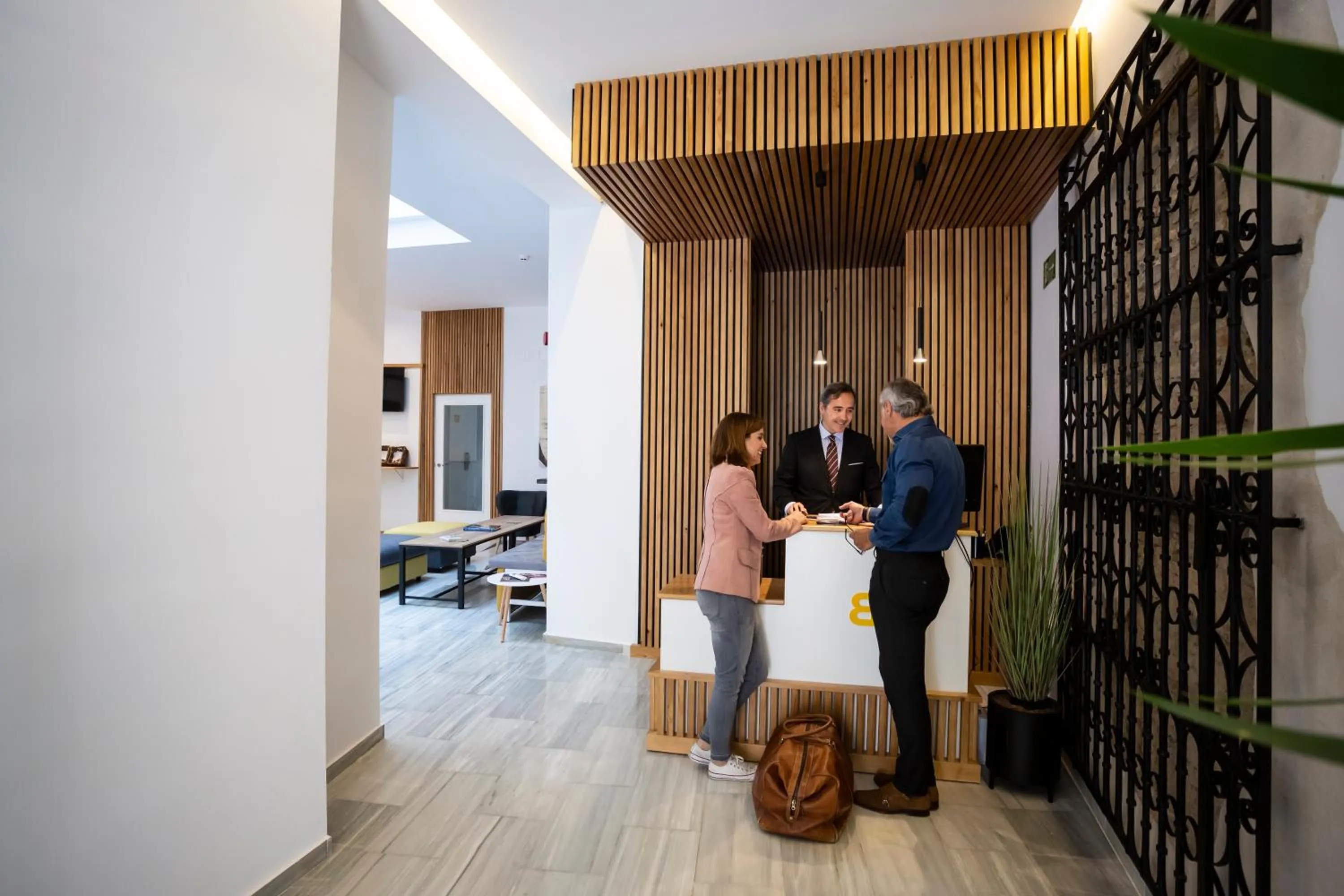 Lobby or reception in Basic Hotel Sevilla Catedral