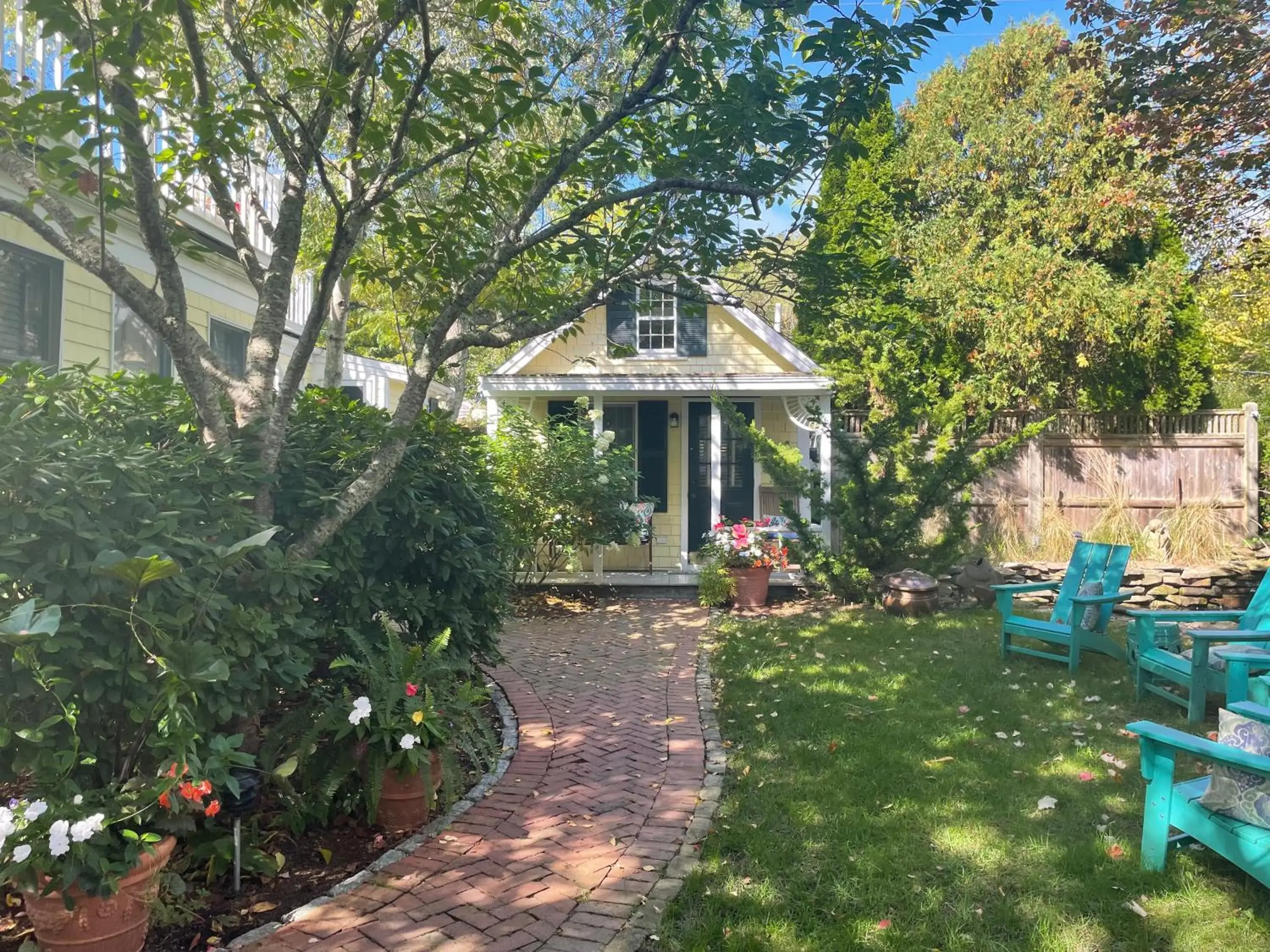 Bungalow with Patio in Inn at Cook Street Bungalow with Patio in Inn at Cook Street