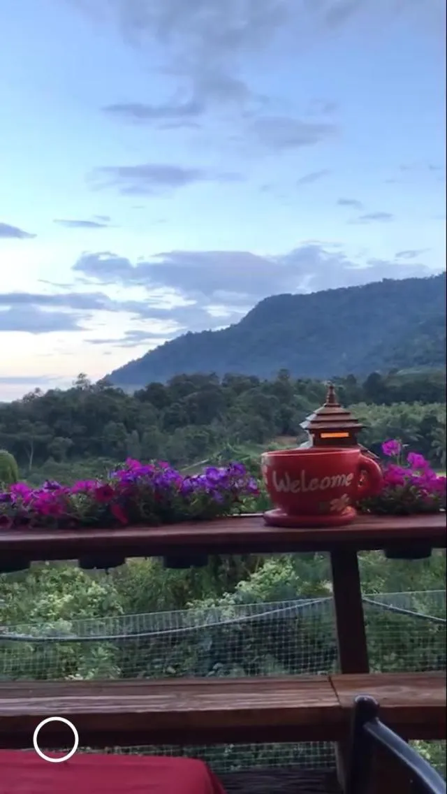 Restaurant/places to eat in Phurua Bussaba Resort & Spa