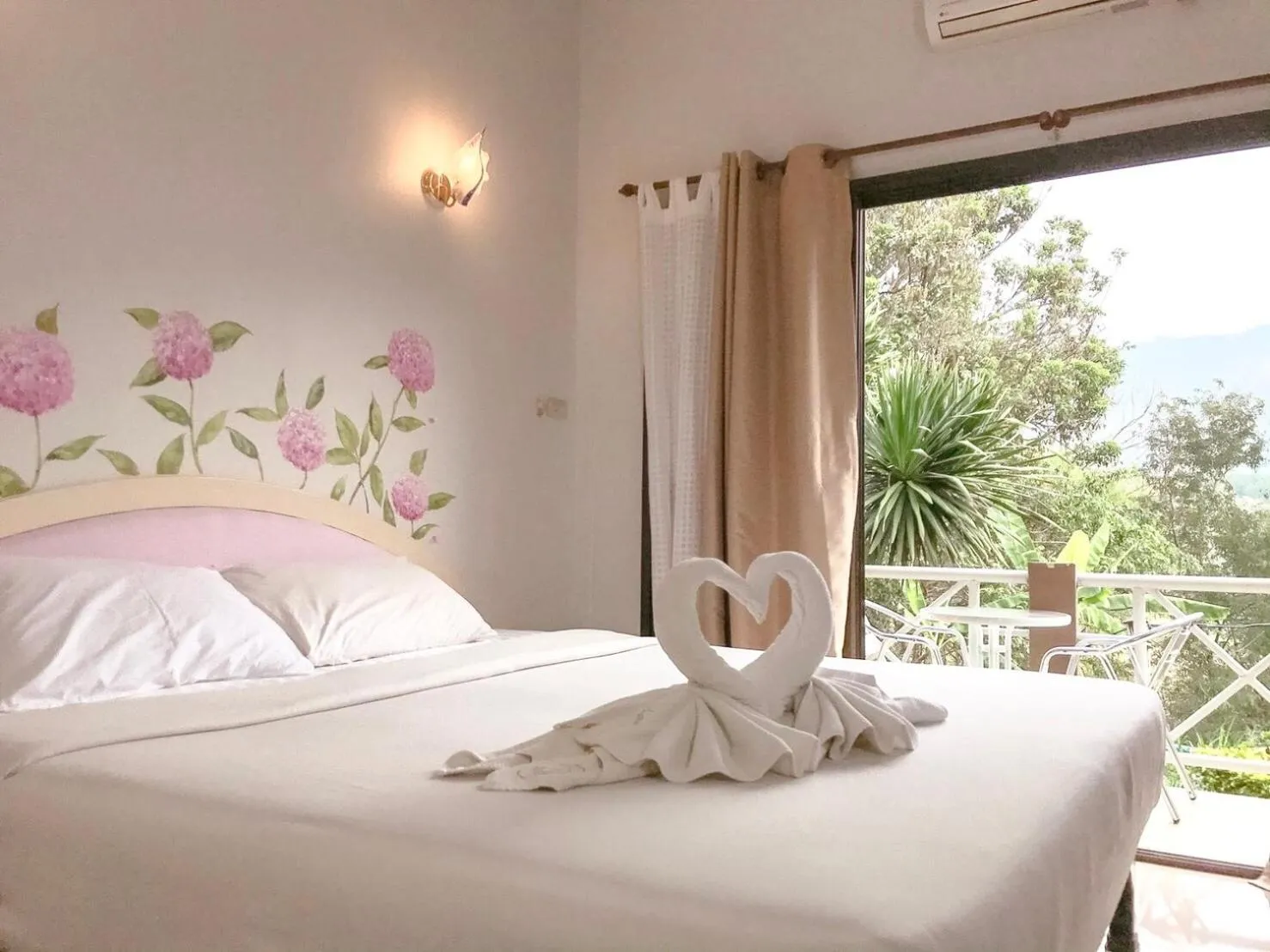 Mountain view, Bed in Phurua Bussaba Resort & Spa