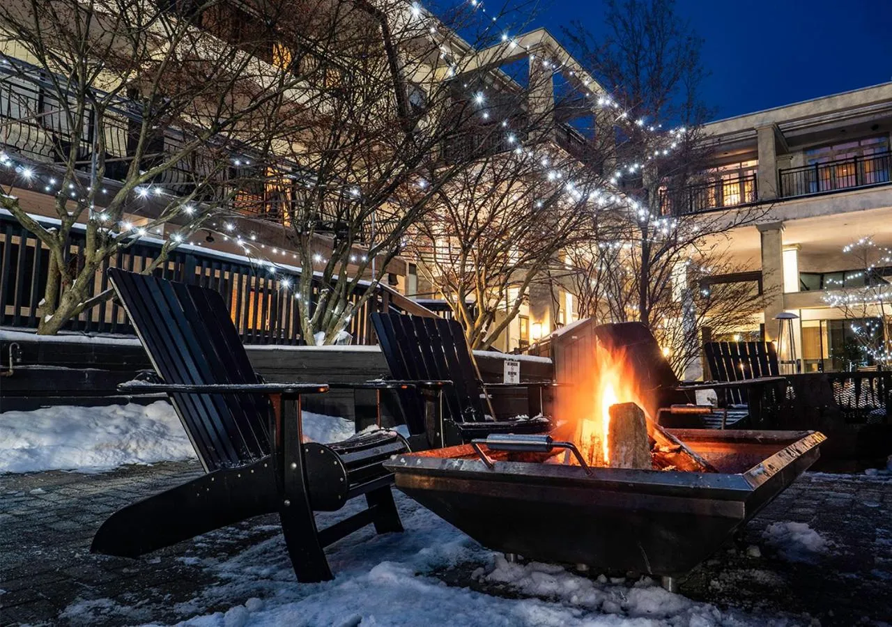 Night in Hockley Valley Resort