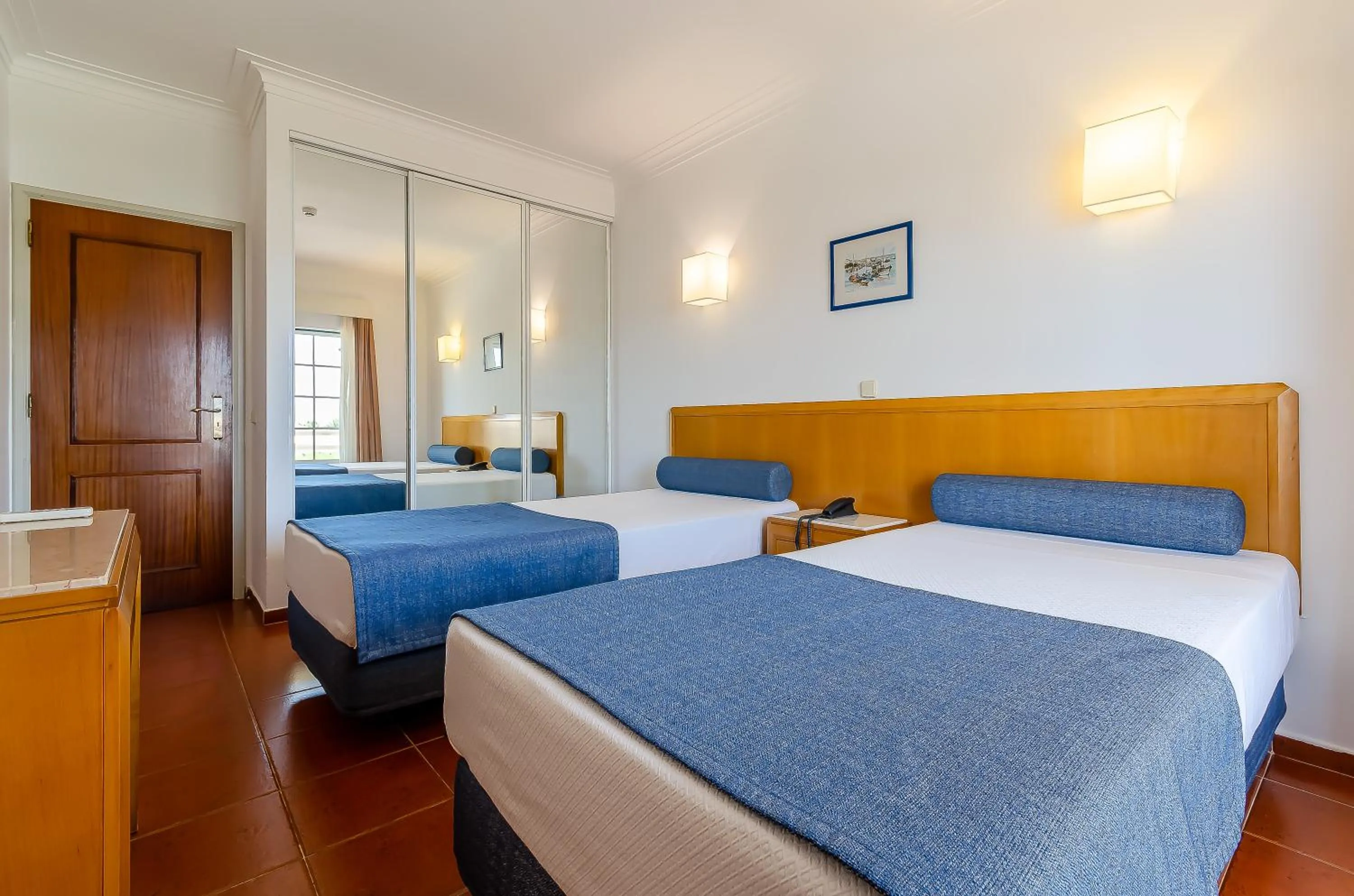 Bedroom, Bed in TURIM Estrela do Vau Hotel