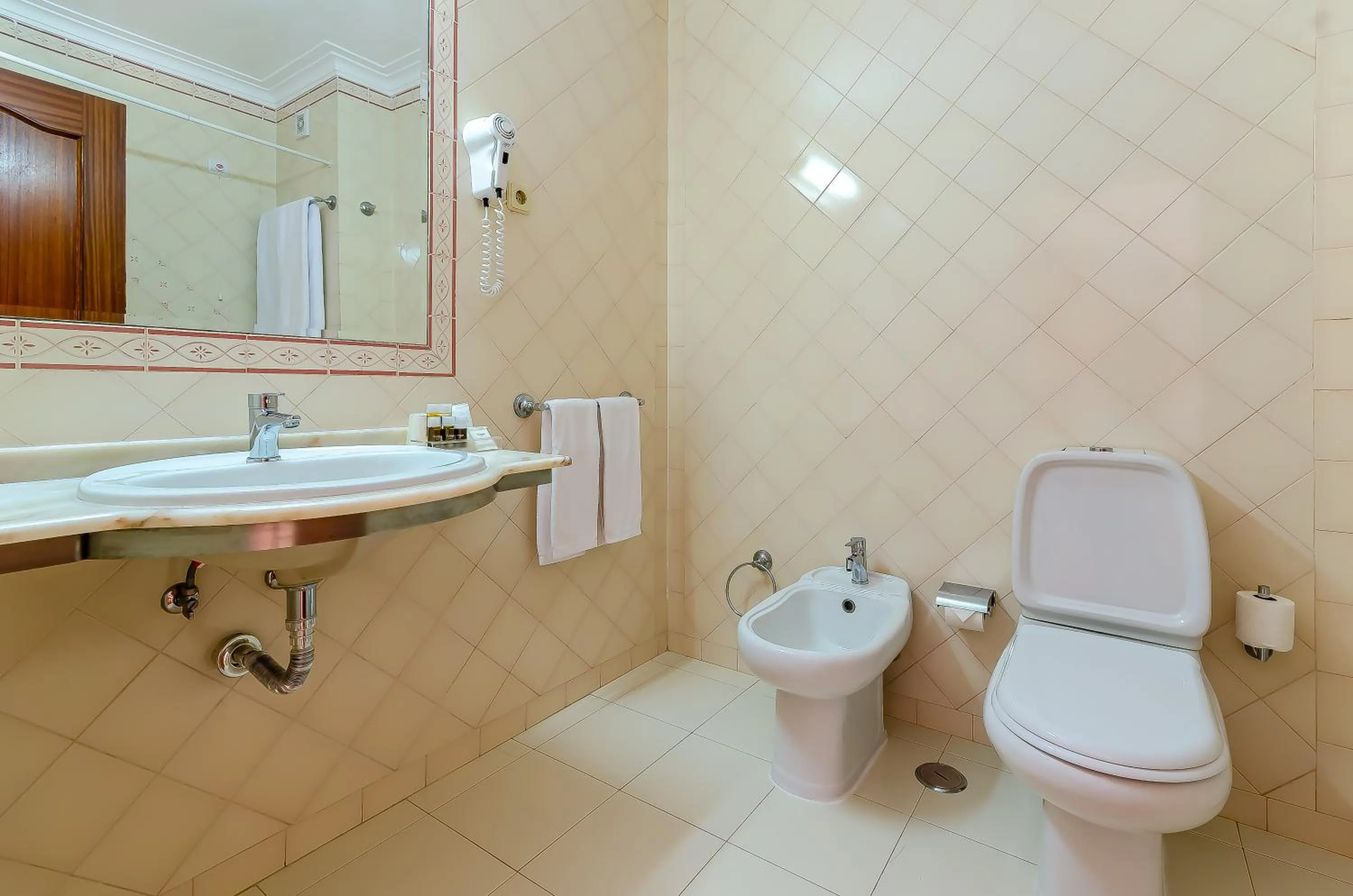 Bathroom in TURIM Estrela do Vau Hotel