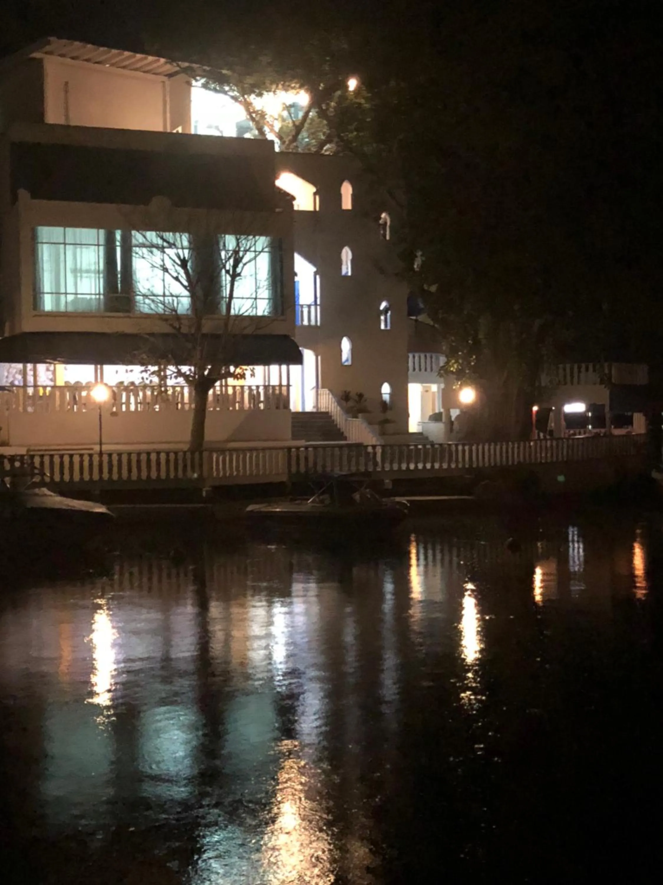 Facade/entrance in Villa Bejar Tequesquitengo