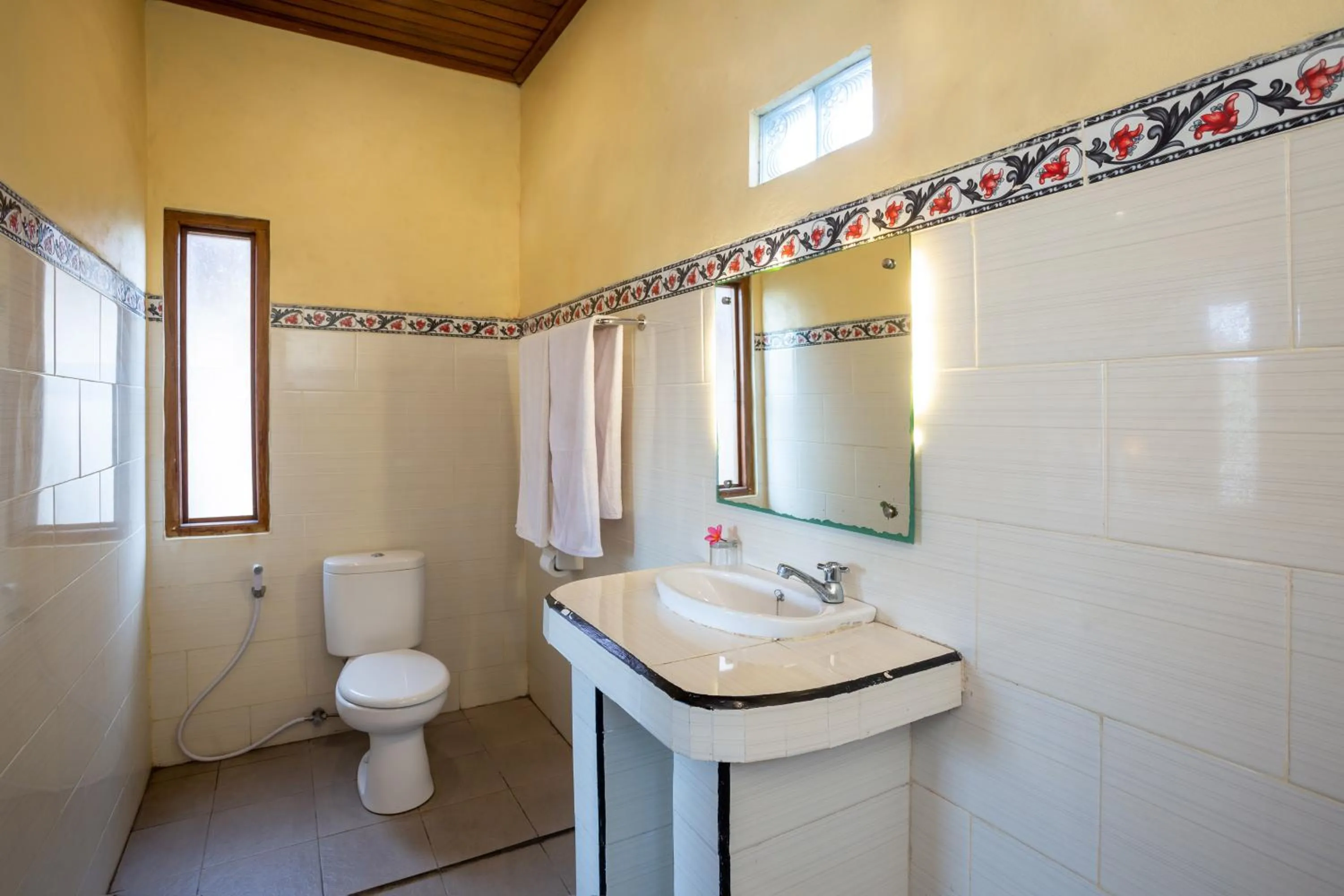 Bathroom in Rijet Villa Beach & Restaurant