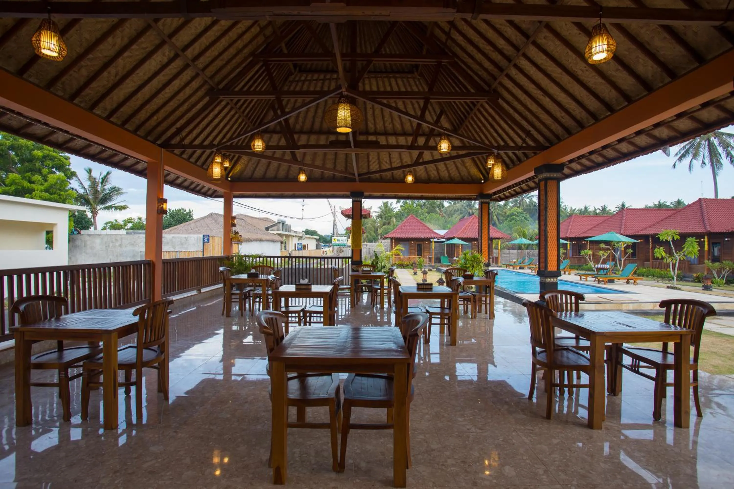 Restaurant/places to eat in Rijet Villa Beach & Restaurant