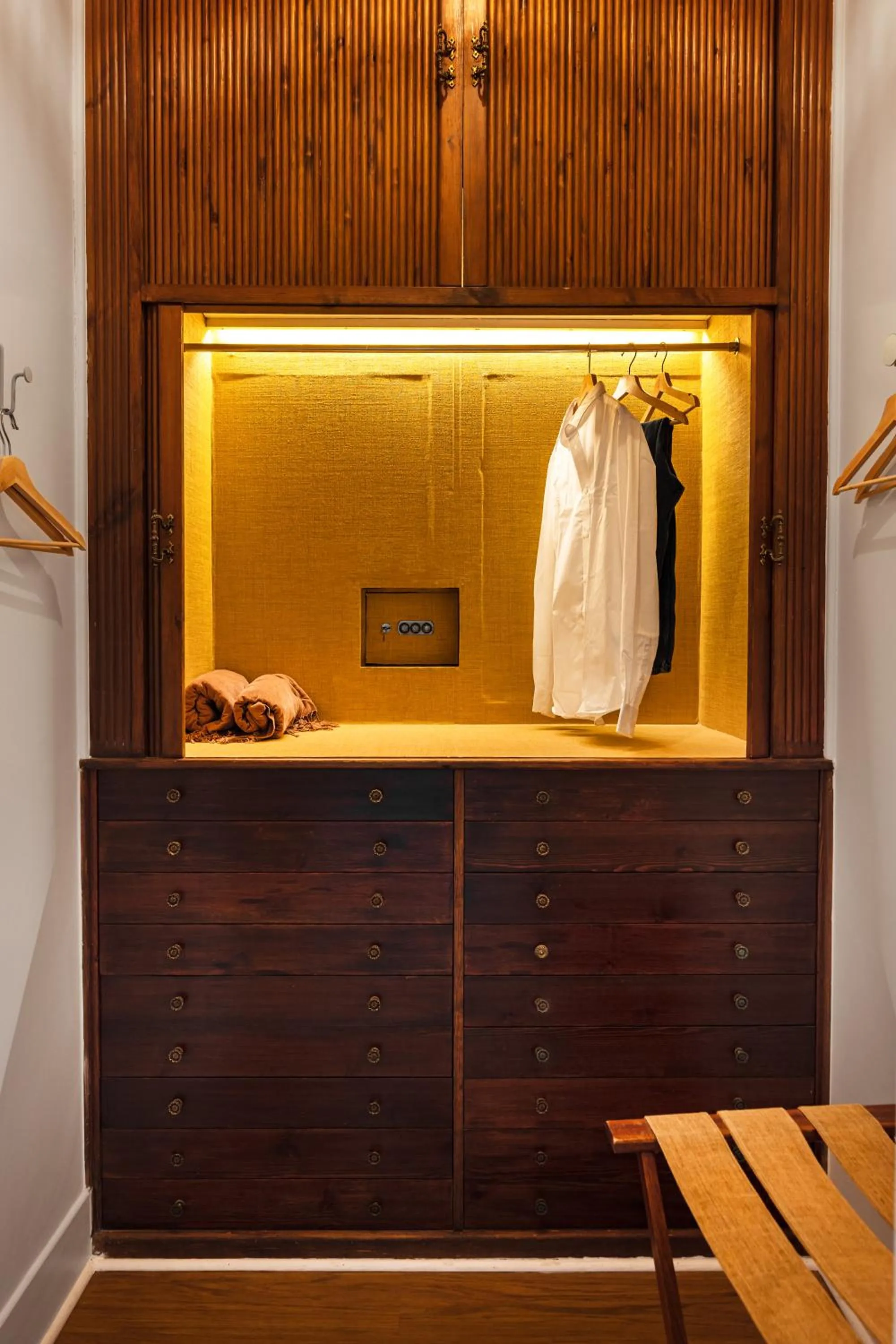 wardrobe in Pergola Boutique Hotel