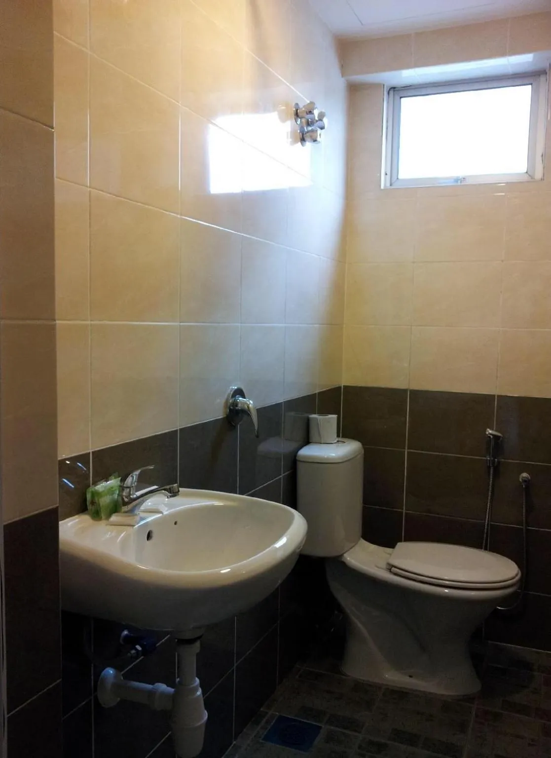 Bathroom in Indah Garden Hotel