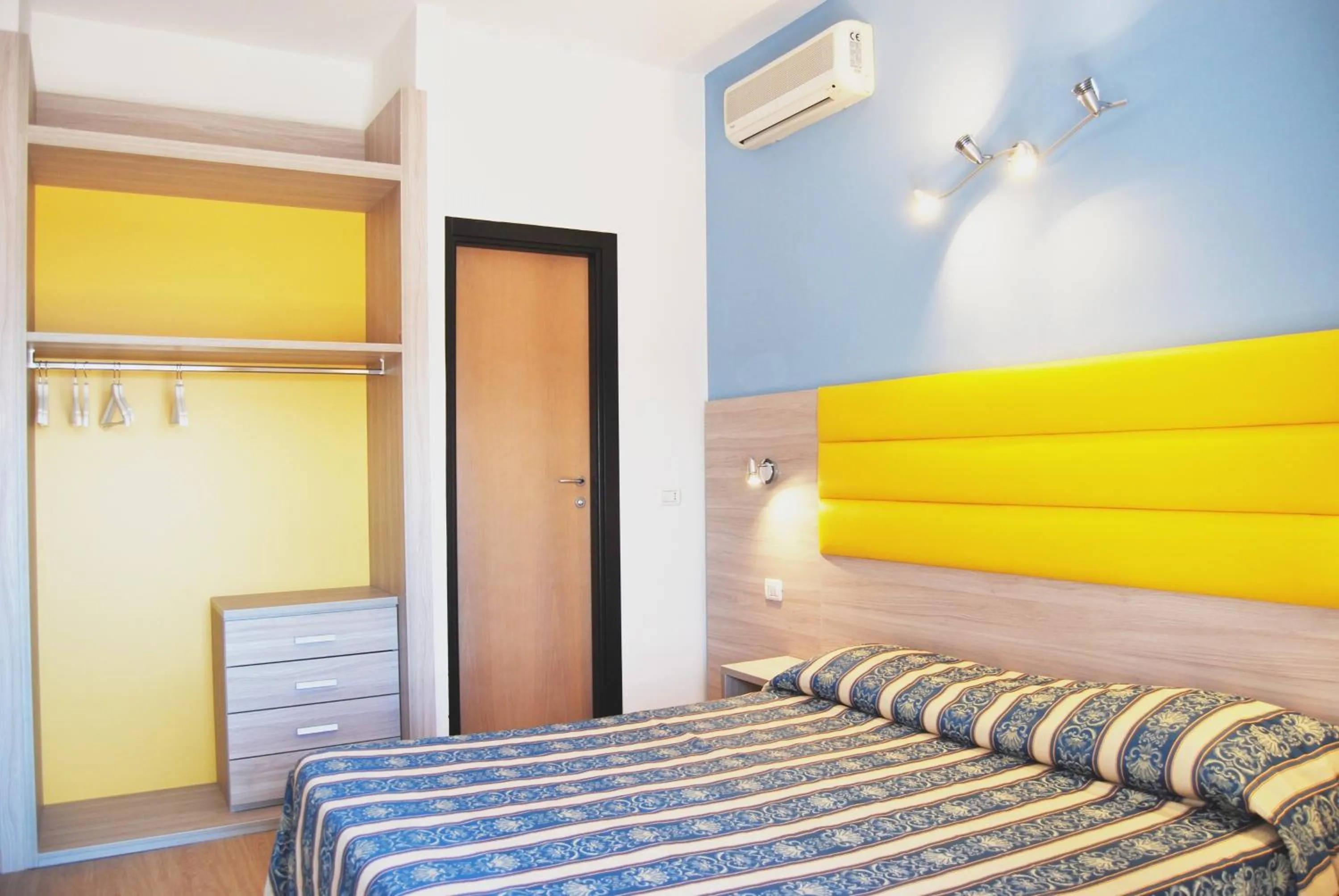 Bed in Bikini Tropicana Family Hotel