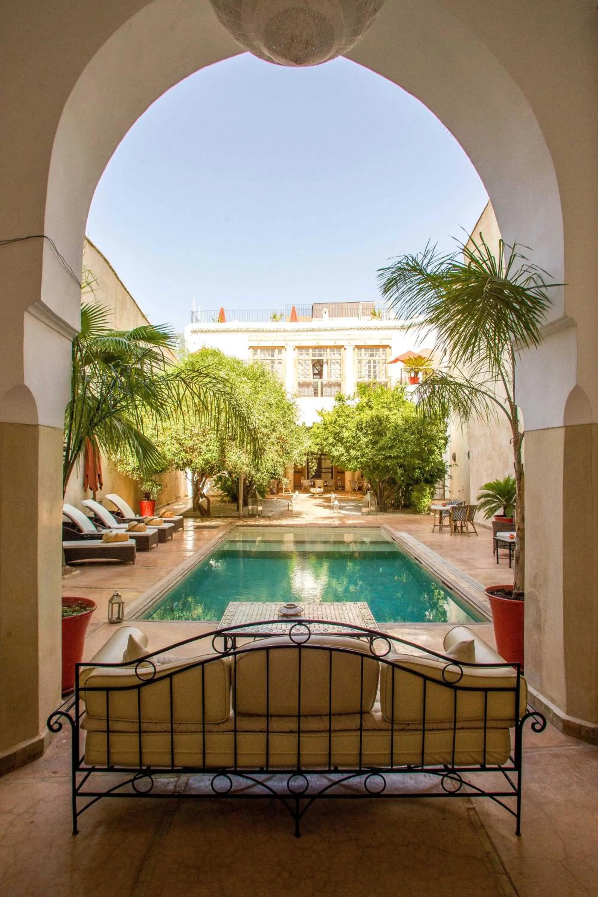 Property building in Riad Charaï