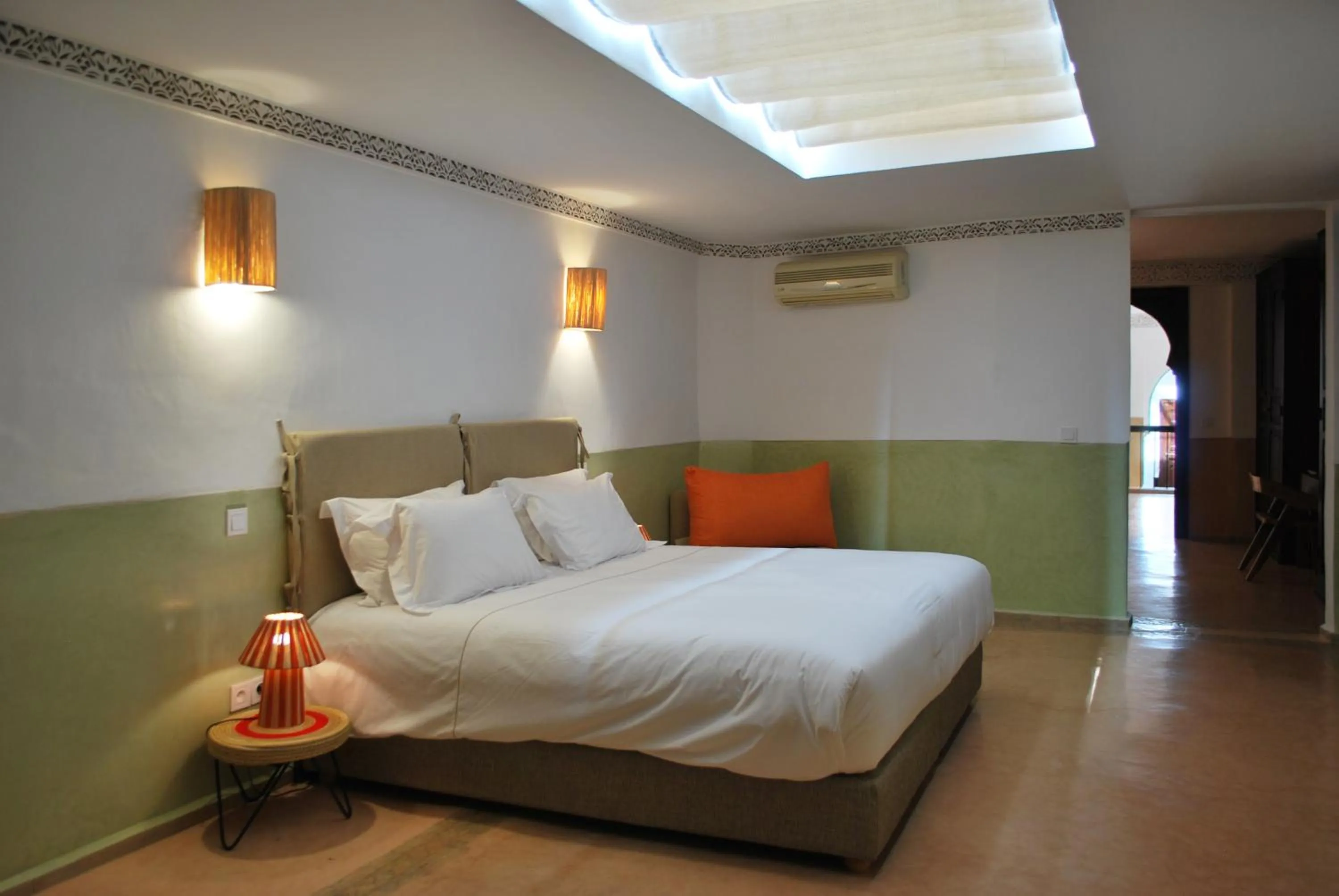 Bedroom, Bed in Riad Charaï