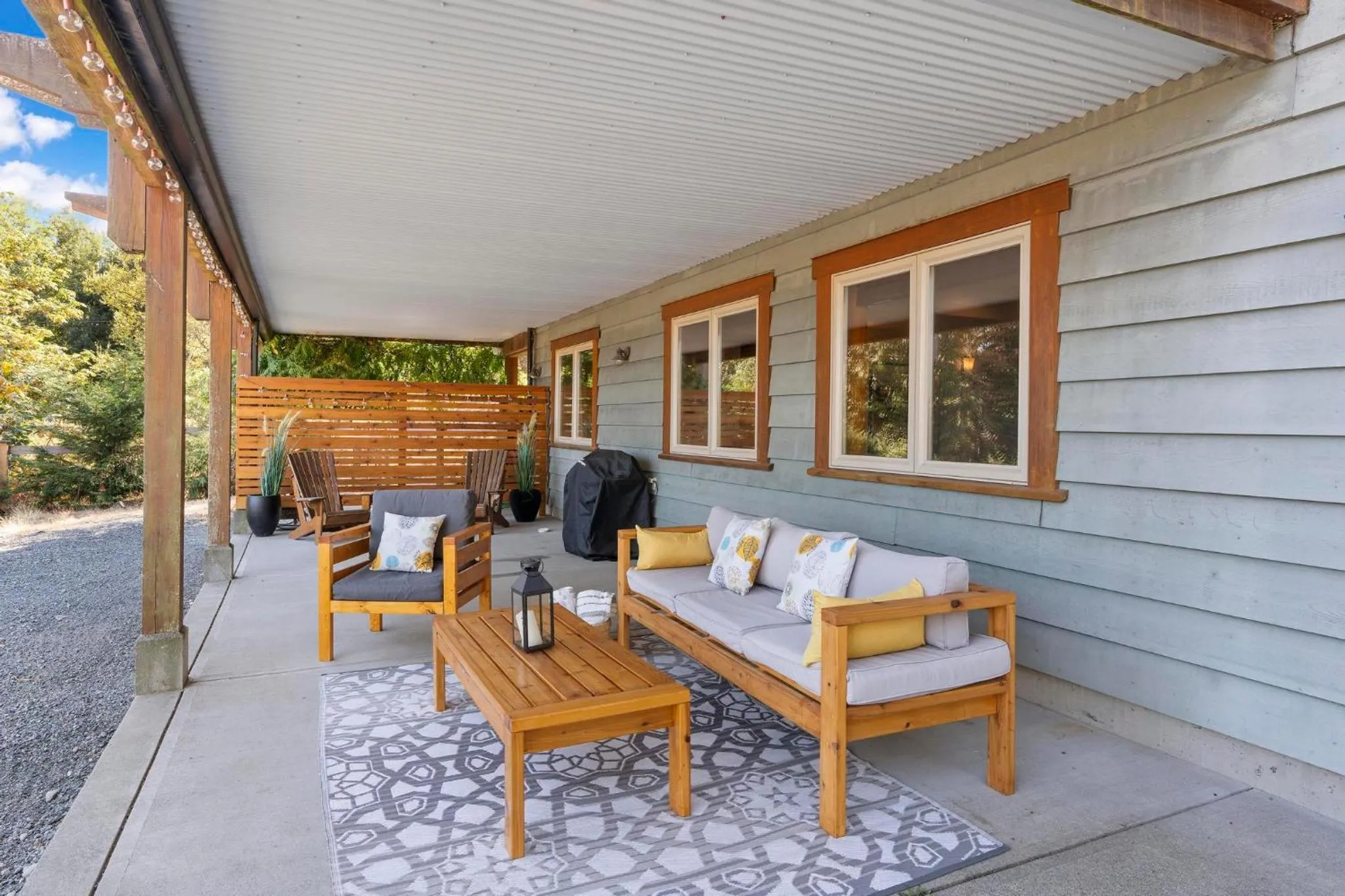 Patio in Shawnigan Hills Guest Suite