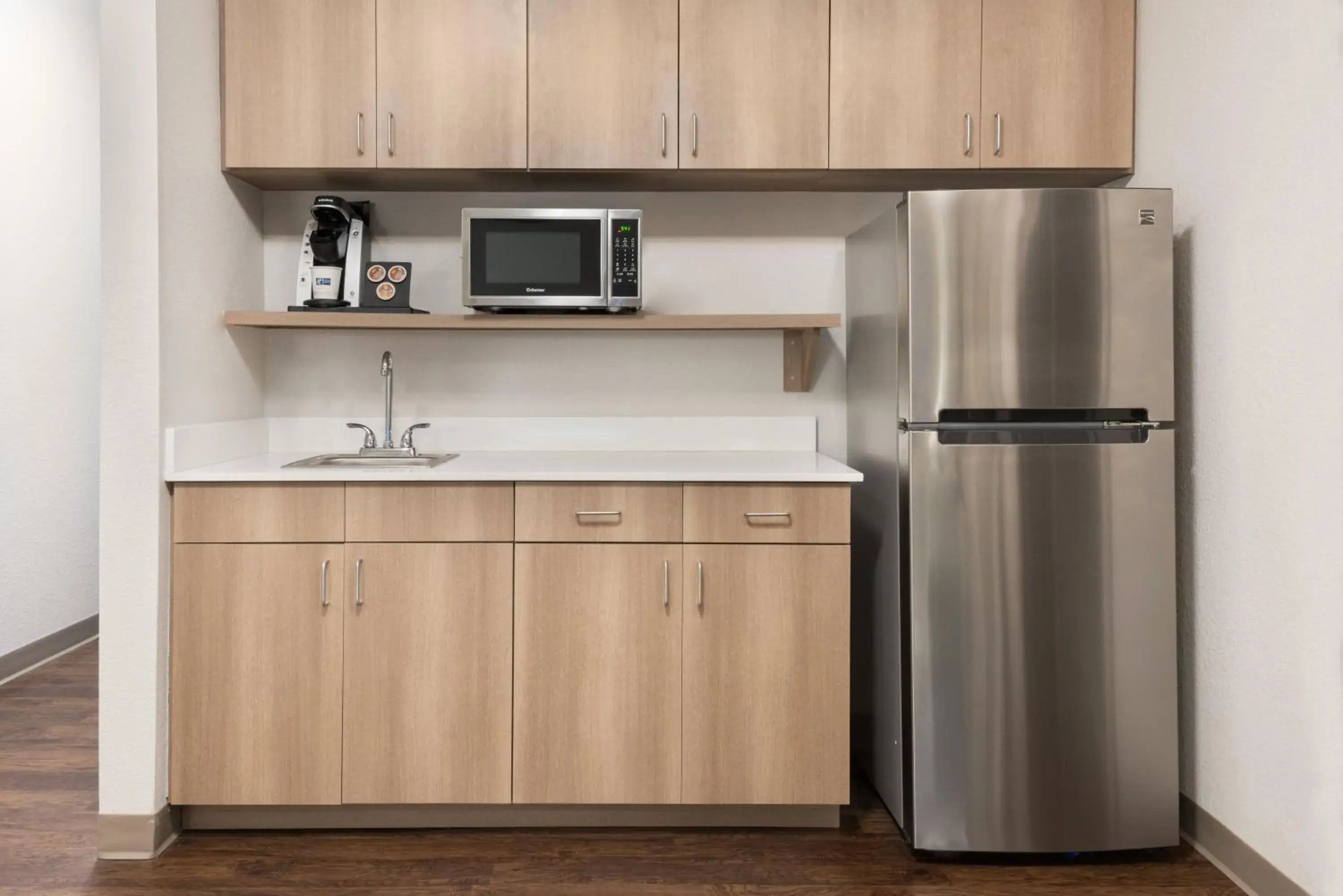 One-Bedroom King Suite with Sofa Bed in Holiday Inn Express & Suites - Columbus Airport East by IHG One-Bedroom King Suite with Sofa Bed in Holiday Inn Express & Suites - Columbus Airport East by IHG