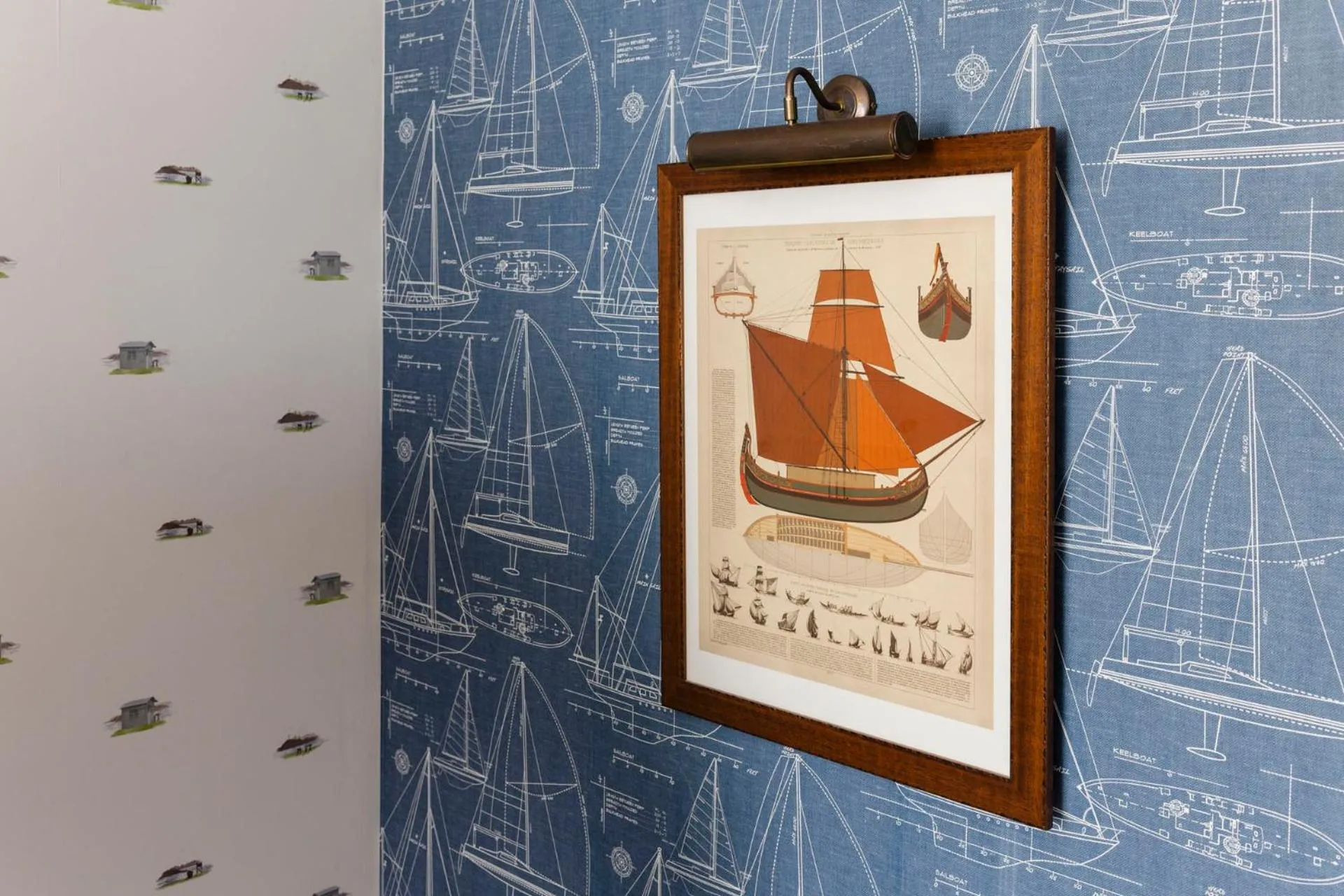 Decorative detail in Hotel Nautilus