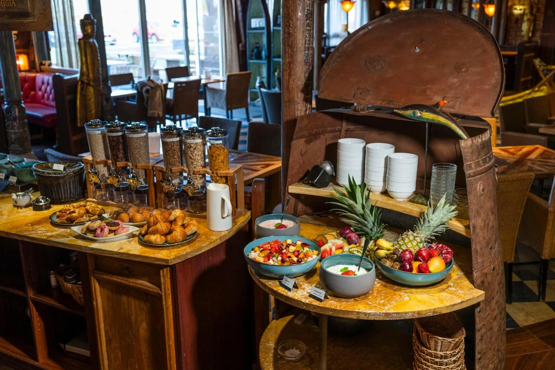 Breakfast in Hotel Nautilus