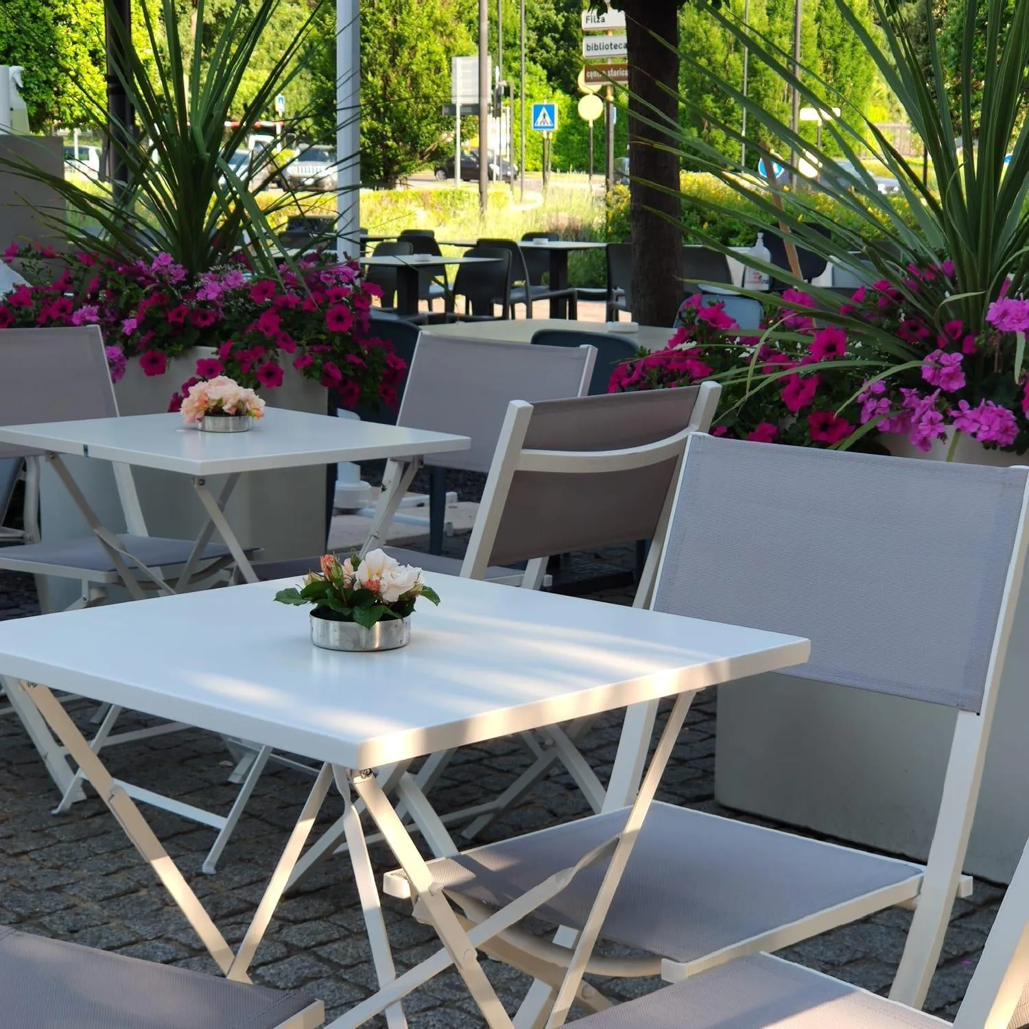 Patio in Apart-Hotel la Rocchetta