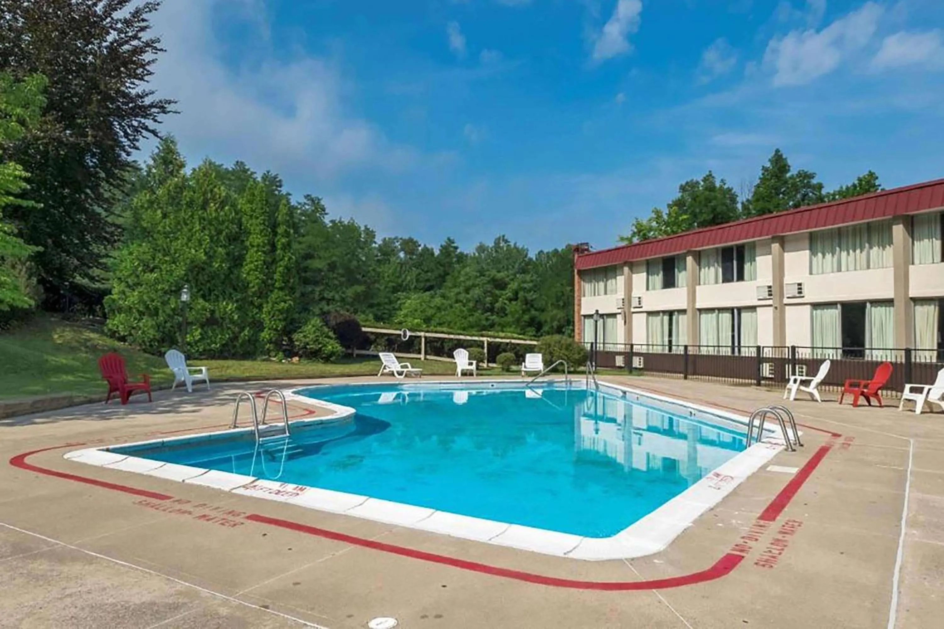 Swimming pool in Days Inn by Wyndham Williamsport