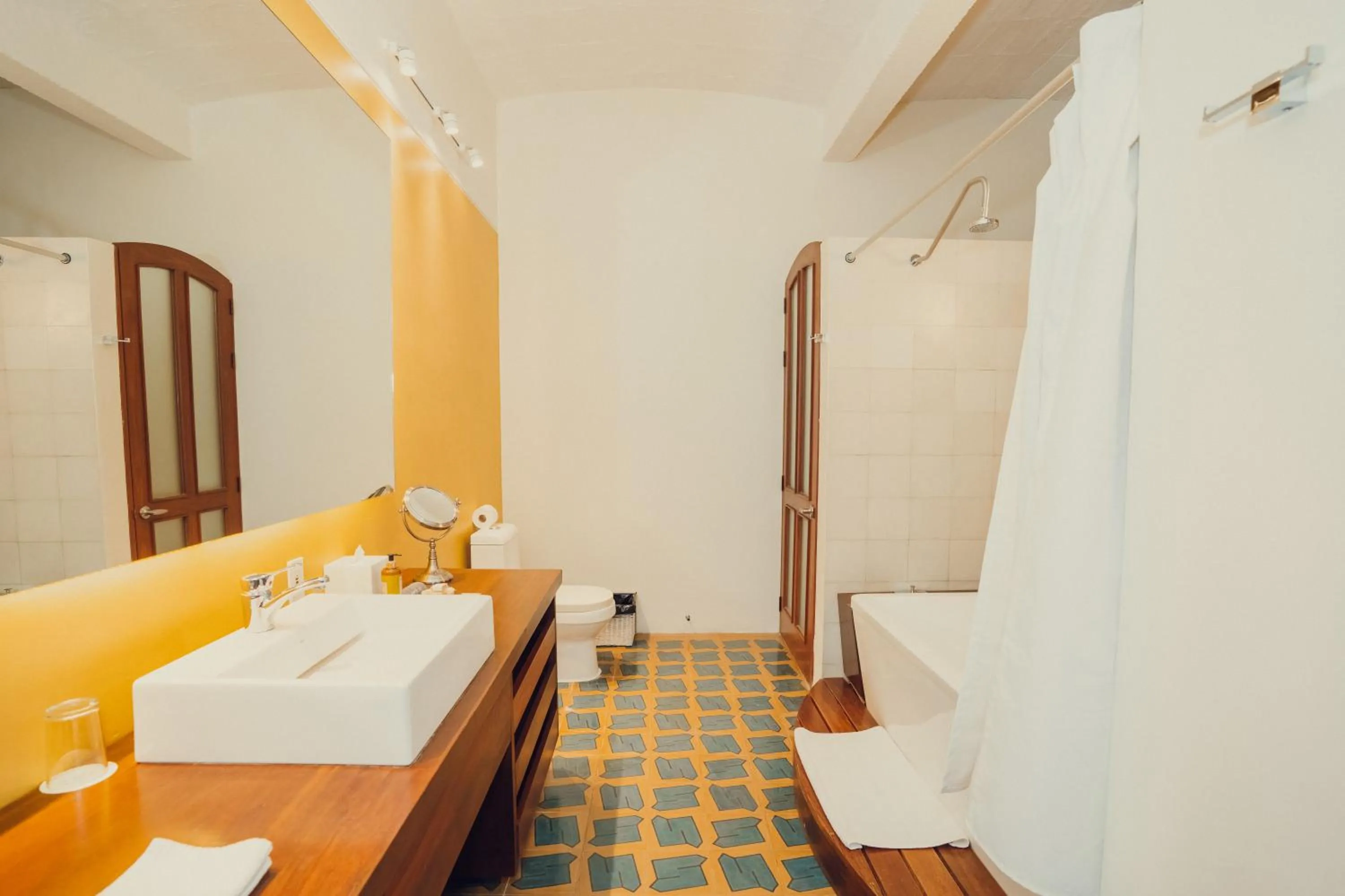 Shower in Hotel Azul de Oaxaca