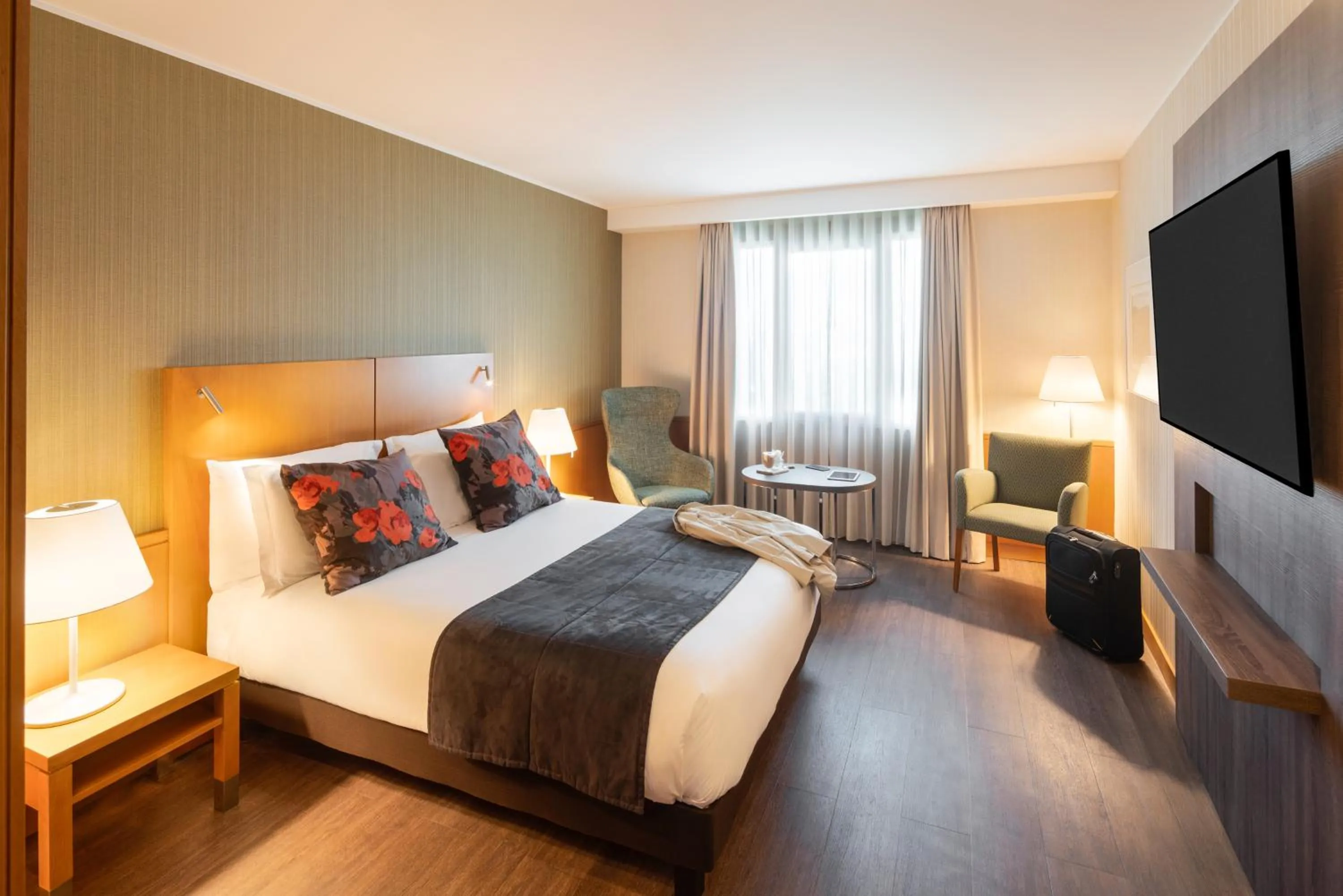 Bedroom, Bed in Hotel Mercure Porto Gaia