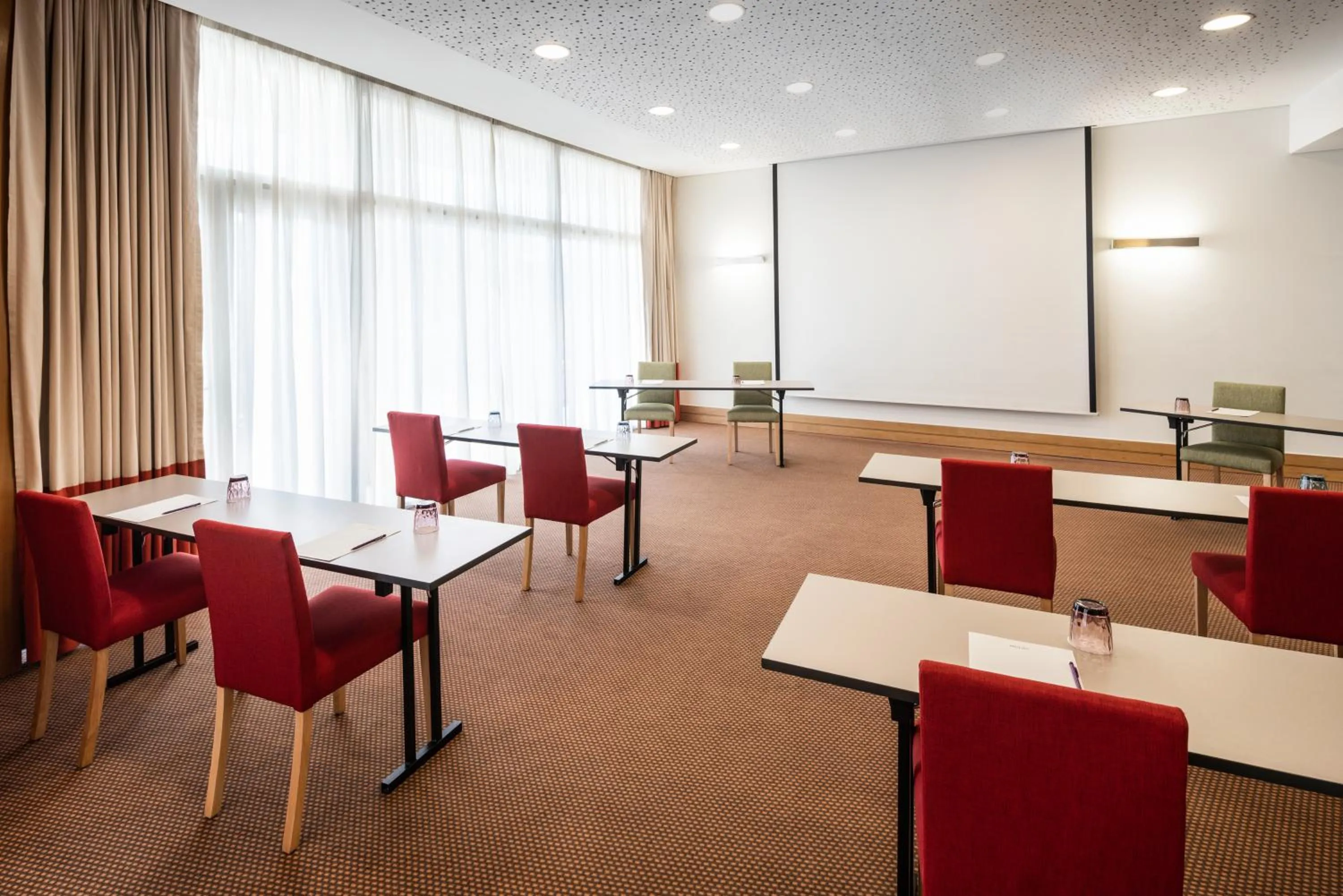Meeting/conference room in Hotel Mercure Porto Gaia